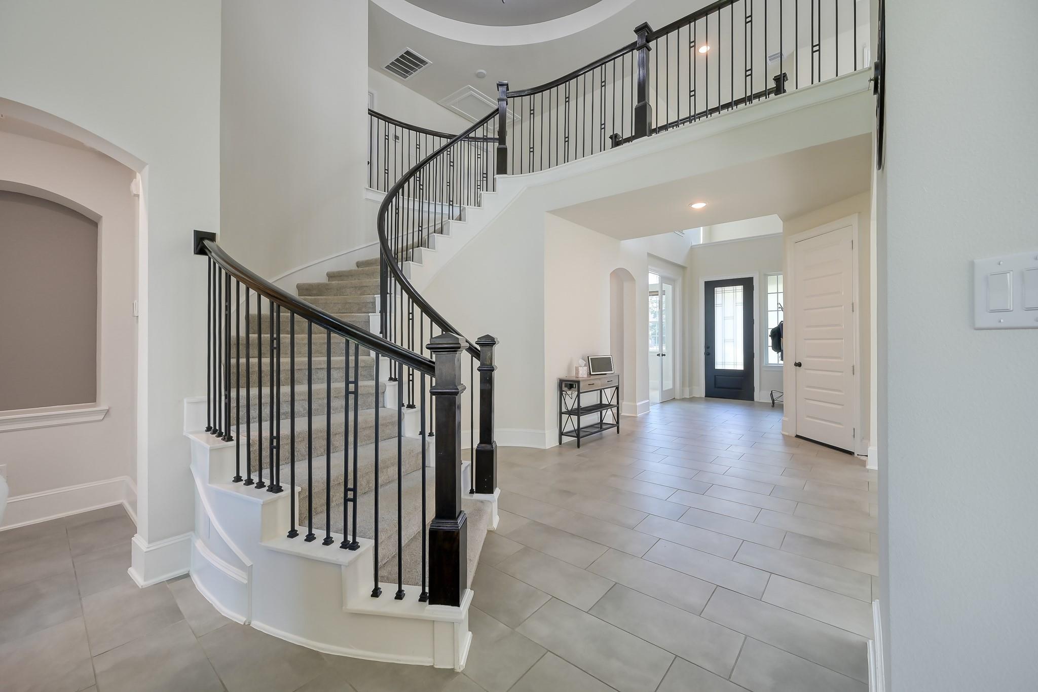 Conroe, Texas, 77318, United States, 5 Bedrooms Bedrooms, ,5 BathroomsBathrooms,Residential,For Sale,1977053