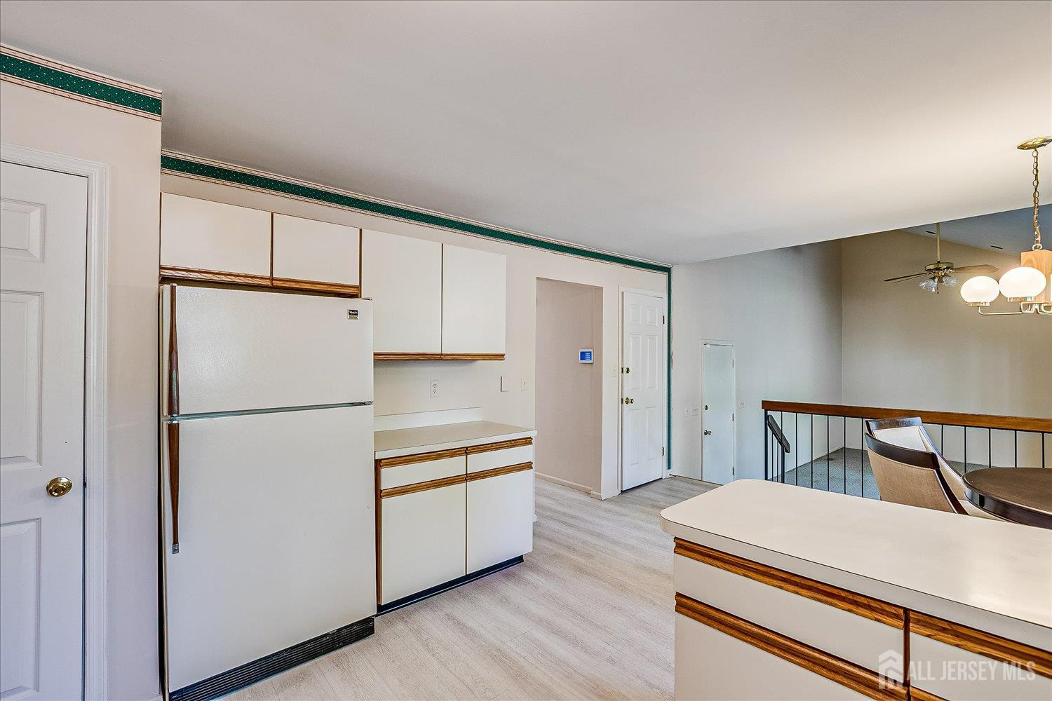 South Plainfield, New Jersey, 07080, United States, 4 Bedrooms Bedrooms, ,3 BathroomsBathrooms,Residential,For Sale,1934191