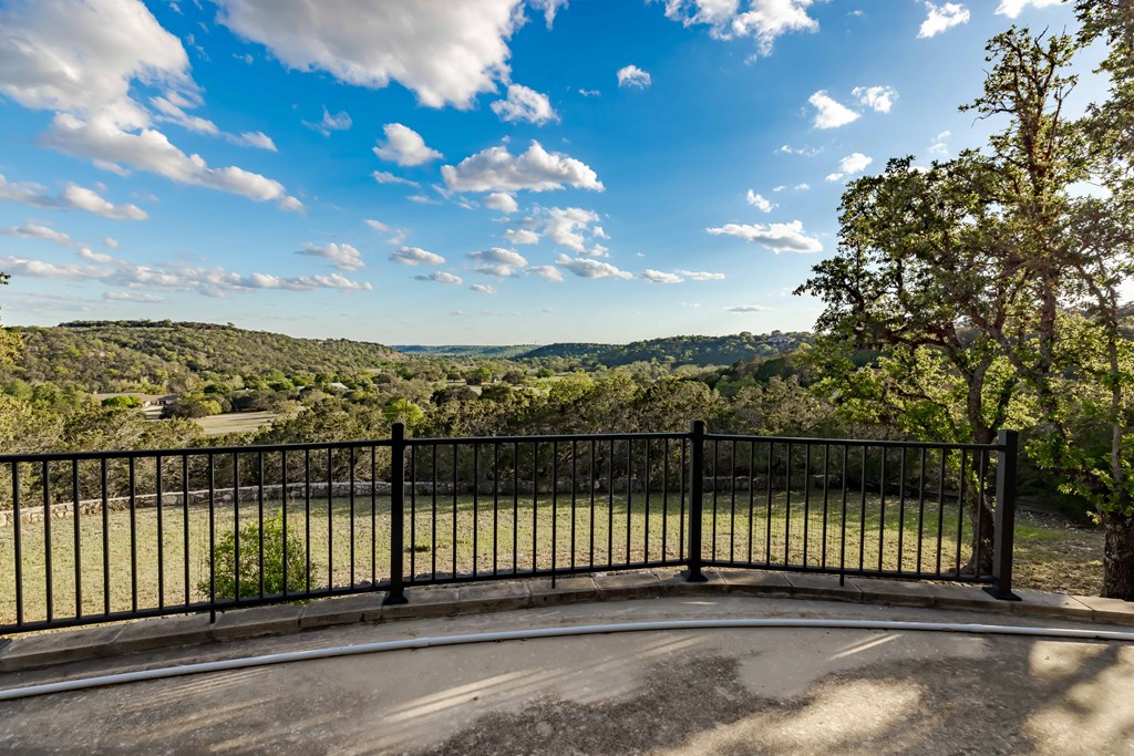 Kerrville, Texas, 78028, United States, 4 Bedrooms Bedrooms, ,4 BathroomsBathrooms,Residential,For Sale,1921517