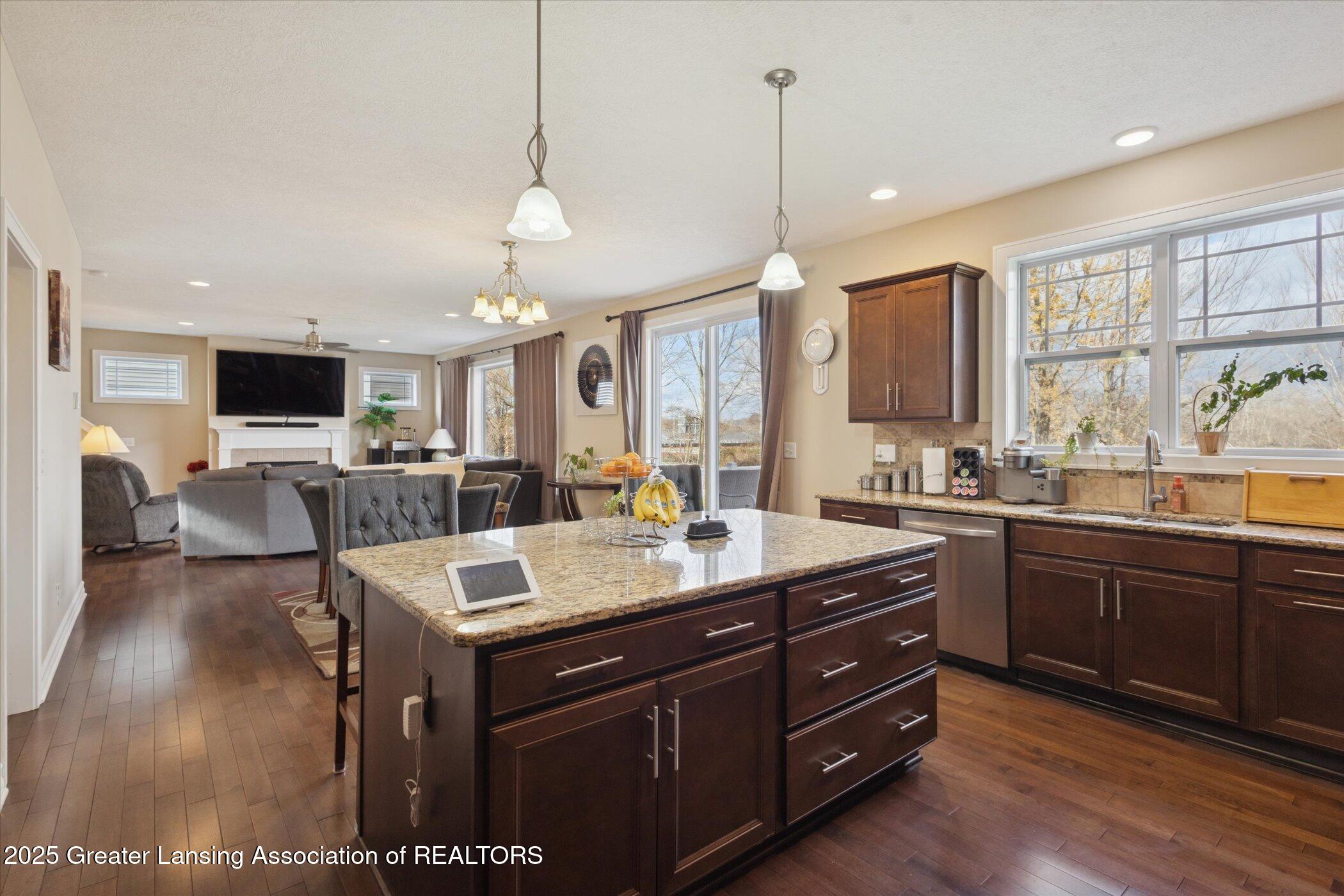 Okemos, Michigan, 48864, United States, 4 Bedrooms Bedrooms, ,4 BathroomsBathrooms,Residential,For Sale,1992112