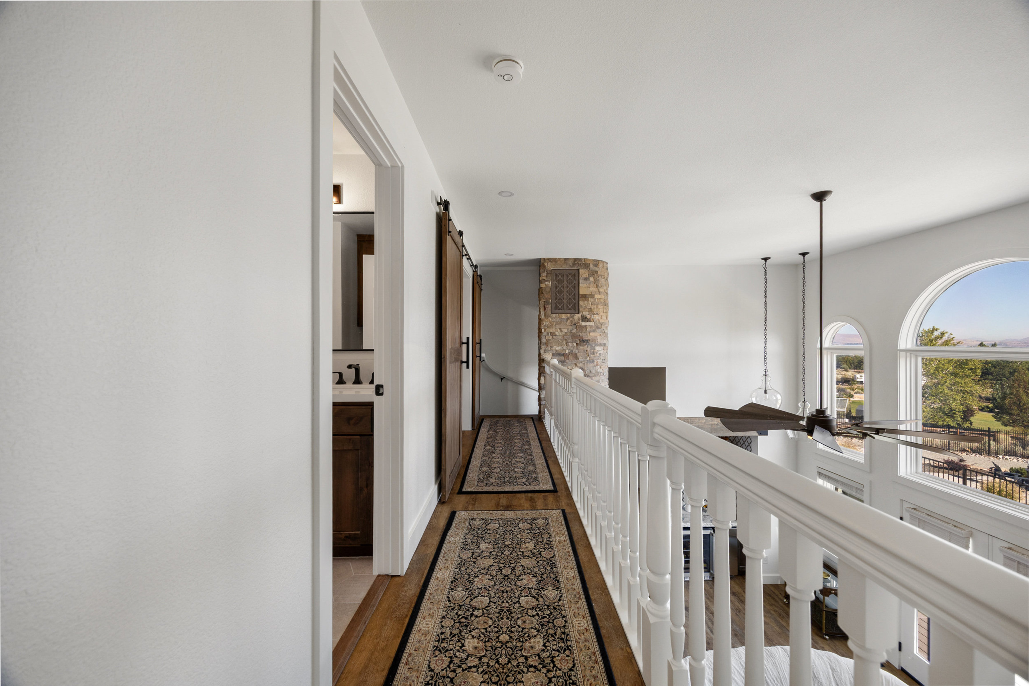  Expansive South West Luxury Ranch Style Estate with RV Garage & In-Law Quarters - 物件實景
