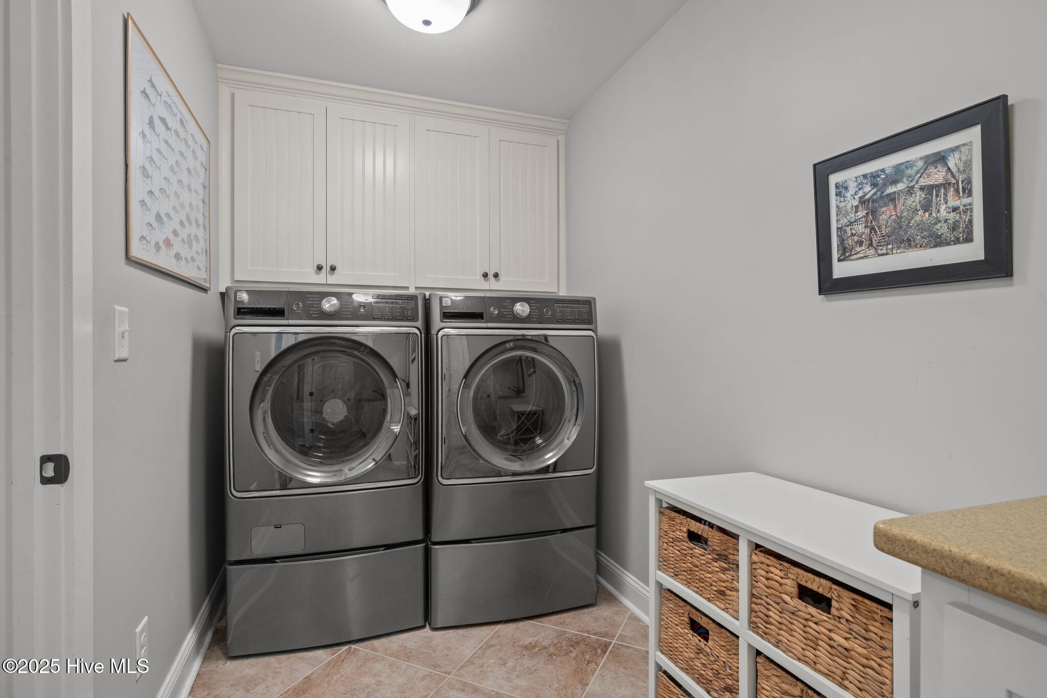 Morehead City, North Carolina, 28557, United States, 5 Bedrooms Bedrooms, ,4 BathroomsBathrooms,Residential,For Sale,1901415