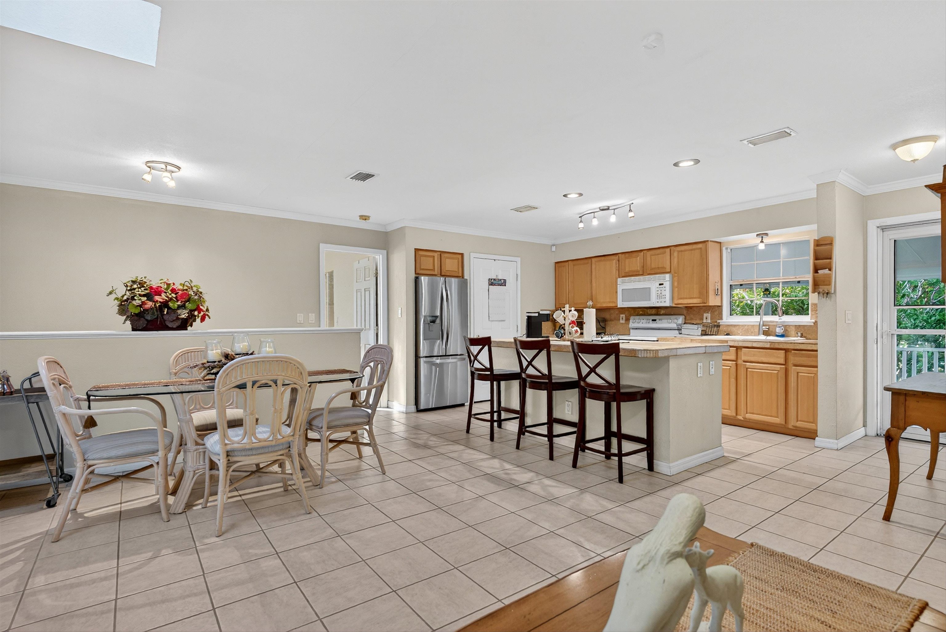 St Augustine, Florida, 32080, United States, 3 Bedrooms Bedrooms, ,3 BathroomsBathrooms,Residential,For Sale,2001984