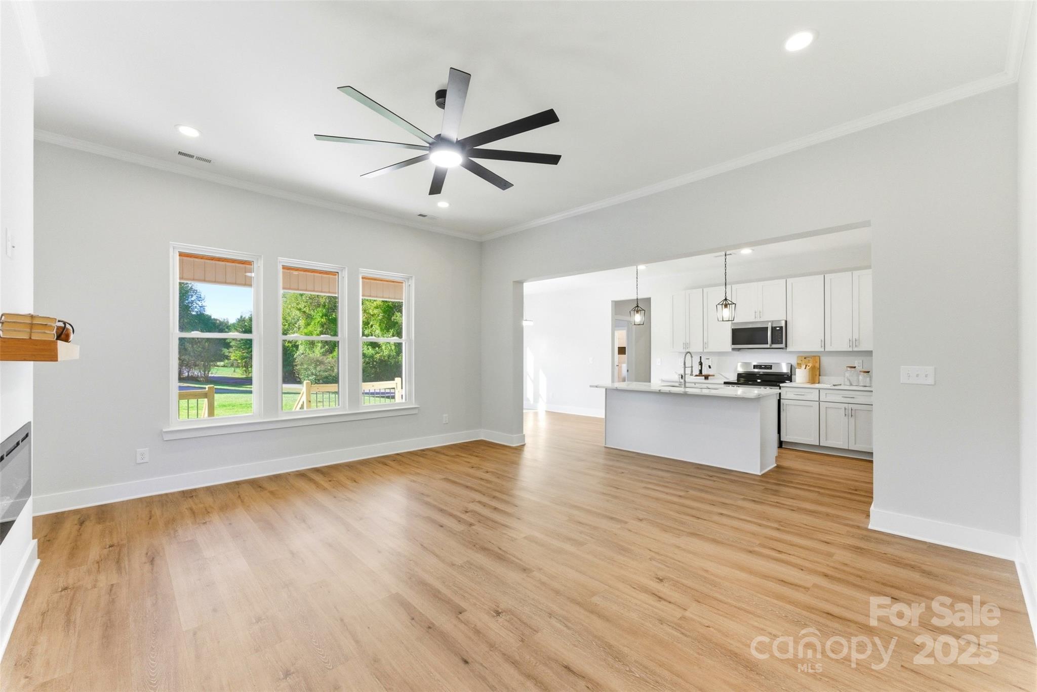 Conover, North Carolina, 28613, United States, 3 Bedrooms Bedrooms, ,2 BathroomsBathrooms,Residential,For Sale,1969077