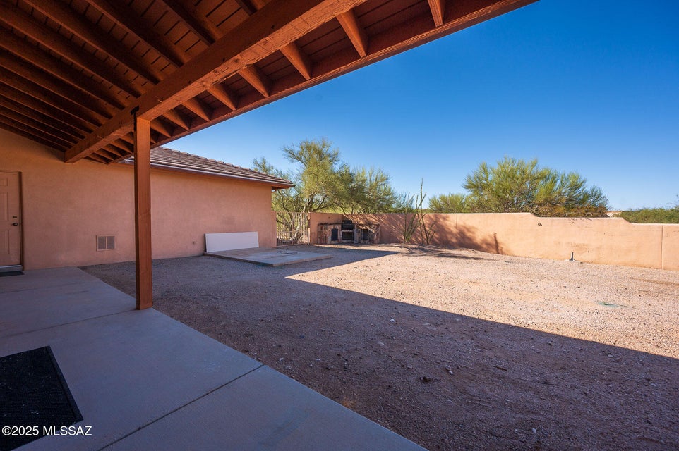 Tucson, Arizona, 85747, United States, 4 Bedrooms Bedrooms, ,4 BathroomsBathrooms,Residential,For Sale,1978909