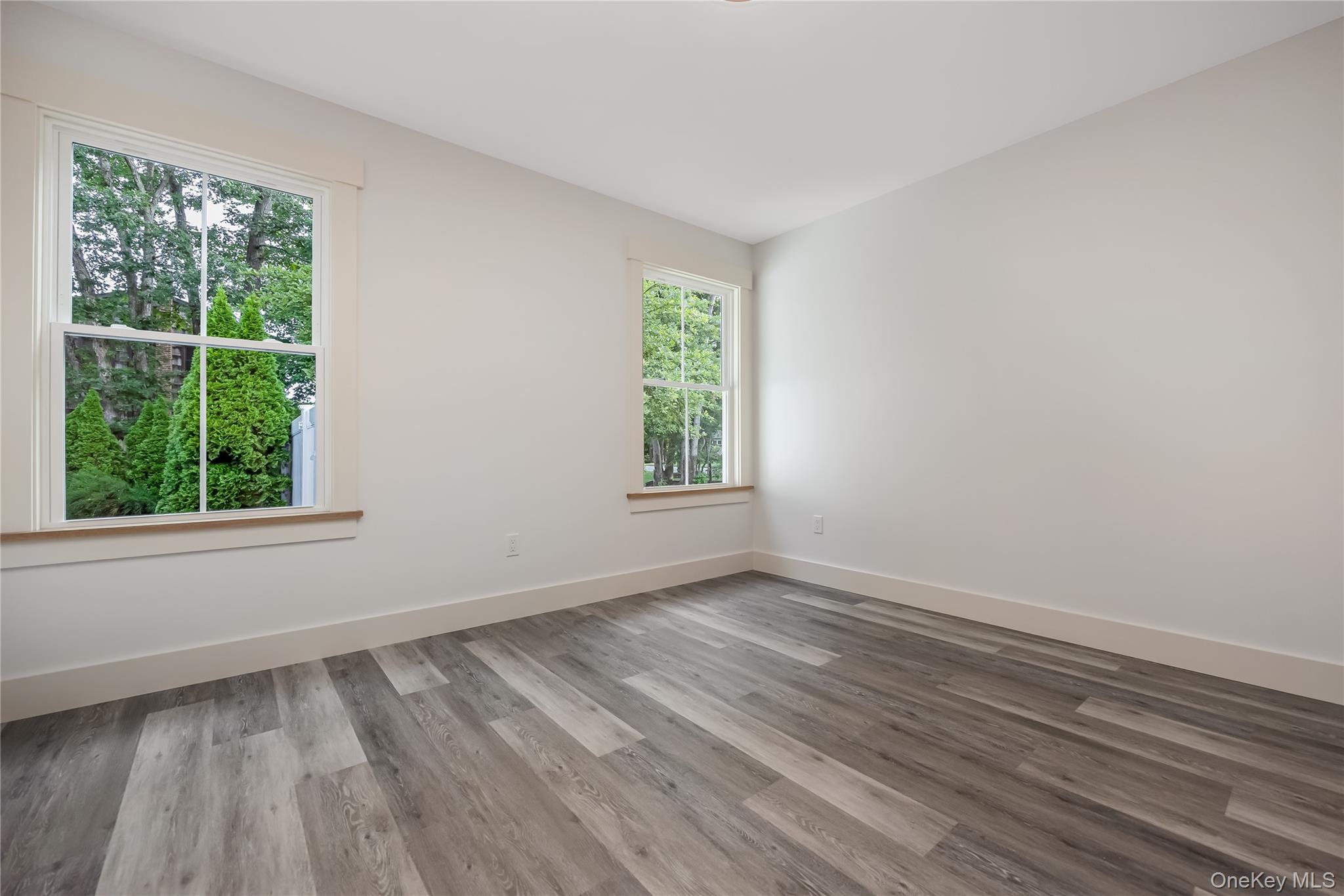 Miller Place, New York, 11764, United States, 4 Bedrooms Bedrooms, ,4 BathroomsBathrooms,Residential,For Sale,1902062