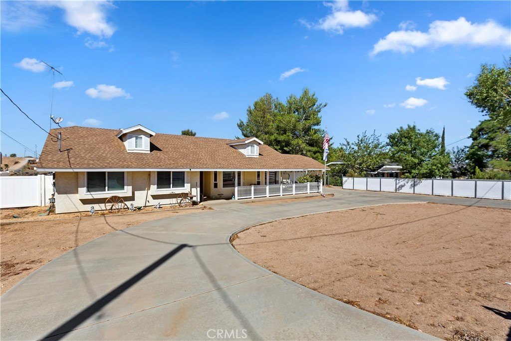 Hesperia, California, 92345, United States, 3 Bedrooms Bedrooms, ,2 BathroomsBathrooms,Residential,For Sale,1933281