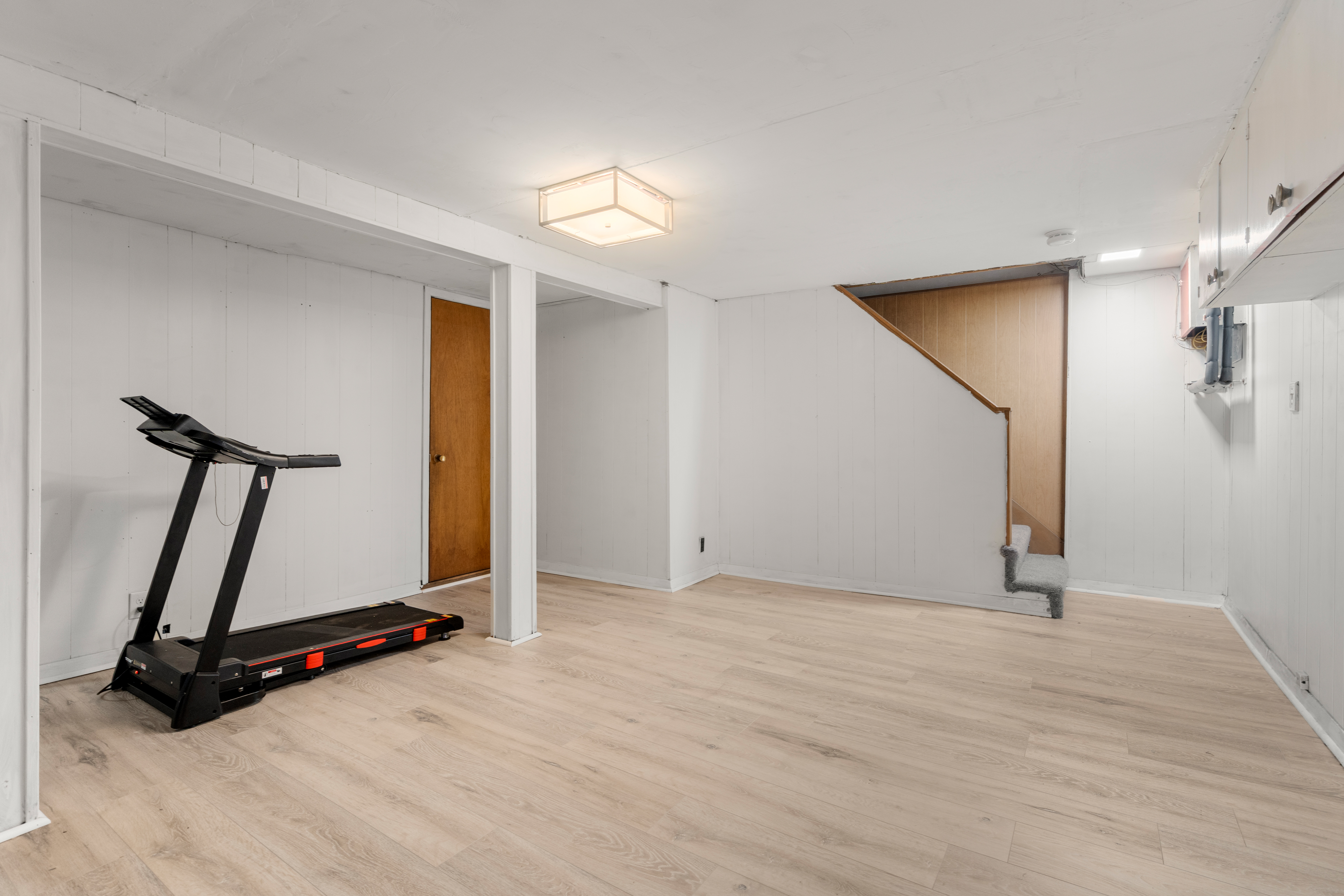 10 Locust Street, Burlington, MA, 01803 - 物件實景