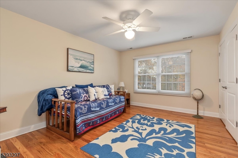 Edison Twp., New Jersey, 08820, United States, 5 Bedrooms Bedrooms, ,4 BathroomsBathrooms,Residential,For Sale,1989591