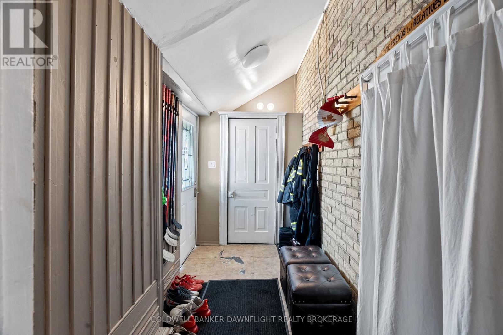 SOUTH HURON (EXETER), Ontario, N0M 1S1, CA, 3 Bedrooms Bedrooms, ,1 BathroomBathrooms,Residential,For Sale,1892887