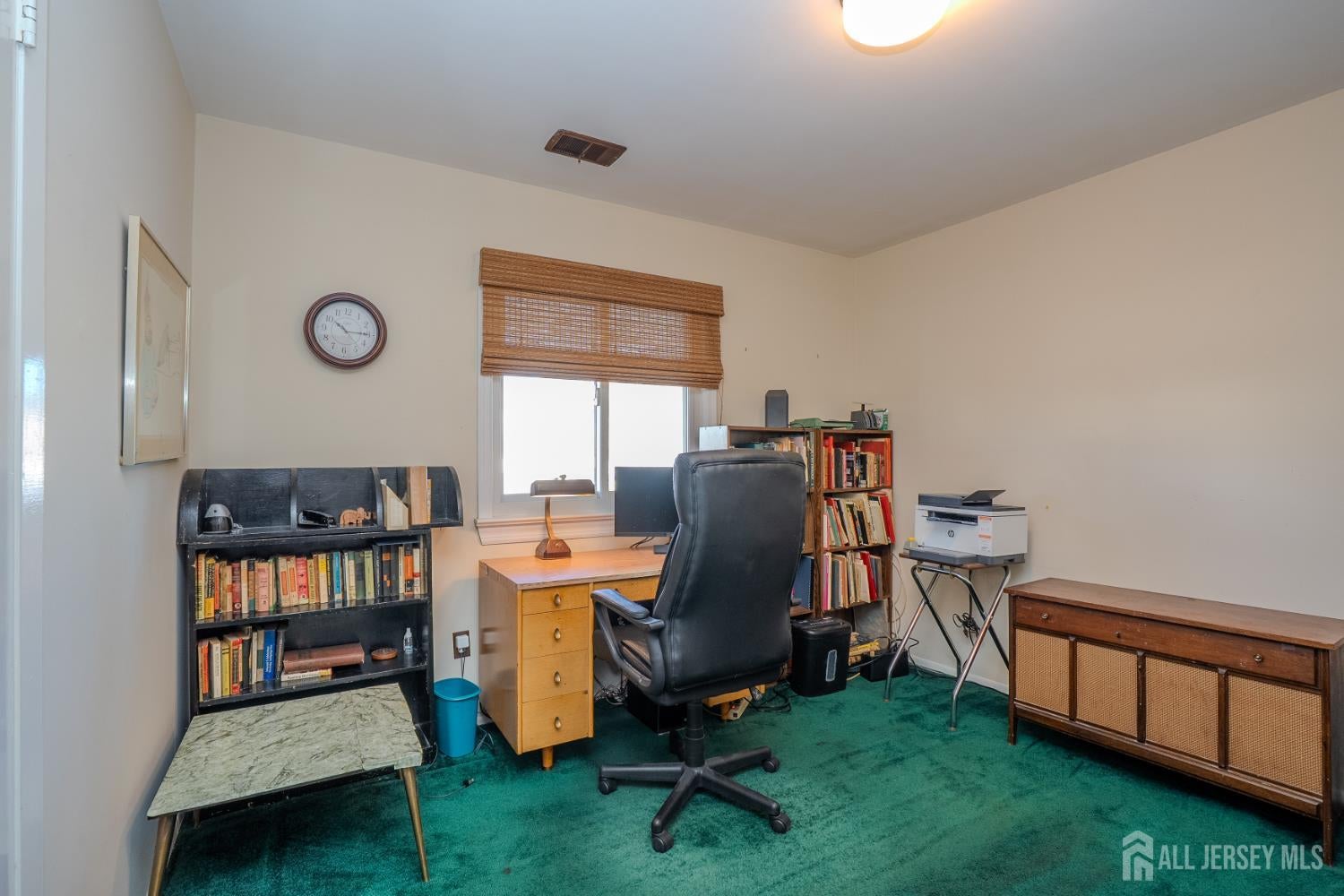 Franklin Twsp, New Jersey, 08873, United States, 4 Bedrooms Bedrooms, ,3 BathroomsBathrooms,Residential,For Sale,2005742