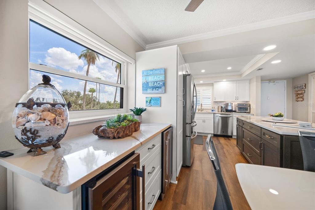 Clearwater Beach, Florida, 33767, United States, 2 Bedrooms Bedrooms, ,2 BathroomsBathrooms,Residential,For Sale,1912090