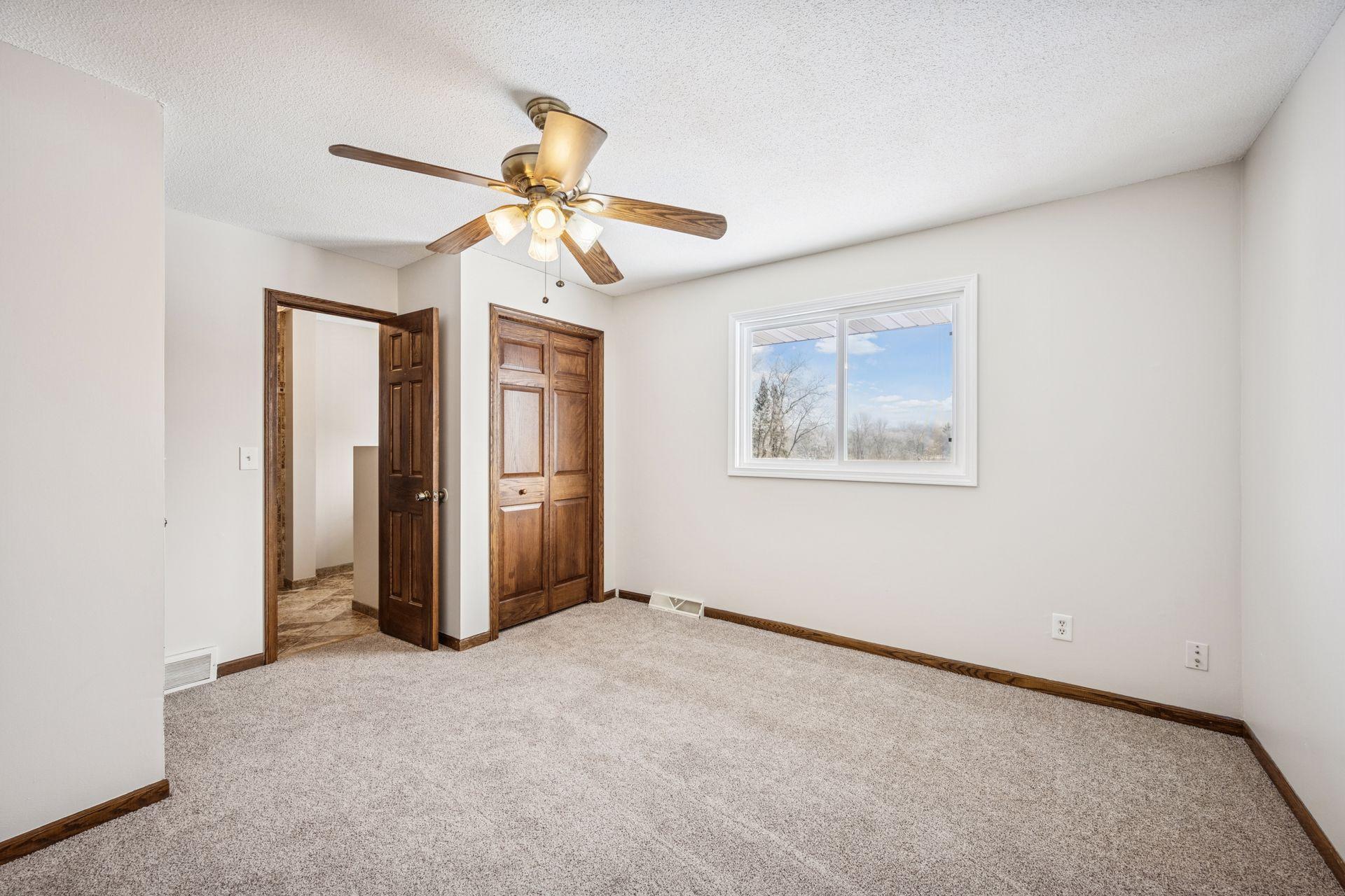 Greenfield, Minnesota, 55357, United States, 3 Bedrooms Bedrooms, ,2 BathroomsBathrooms,Residential,For Sale,2000513