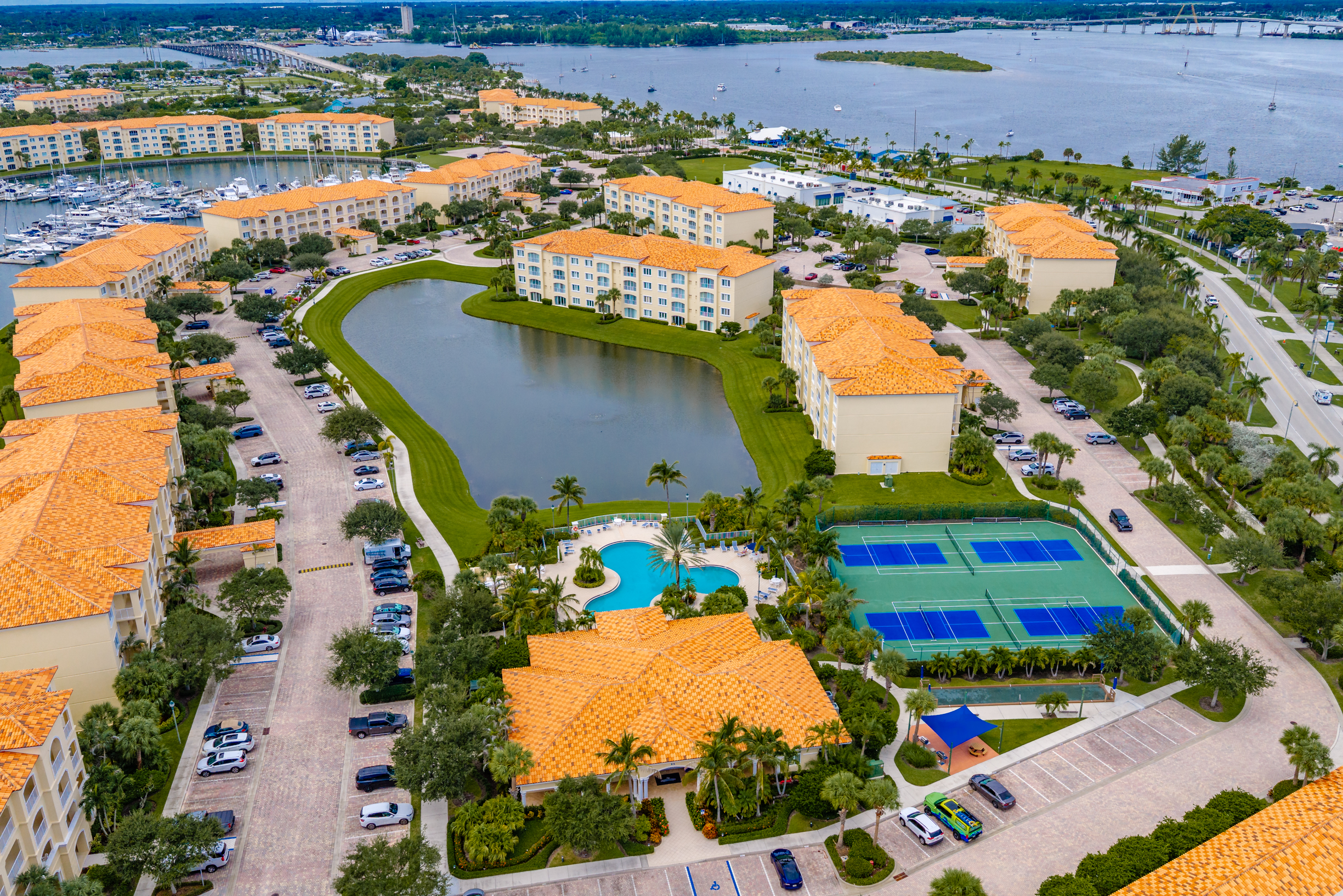  1 Harbour Isle Drive East, Fort Pierce, FL 34949 - 物件實景