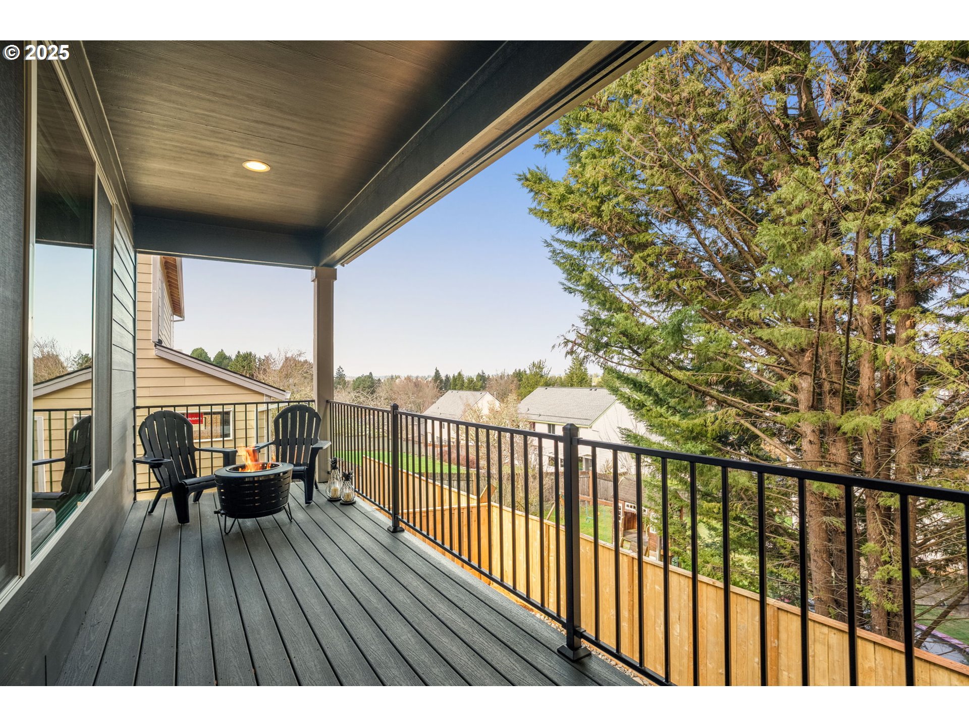 Beaverton, Oregon, 97003, United States, 5 Bedrooms Bedrooms, ,4 BathroomsBathrooms,Residential,For Sale,1735773