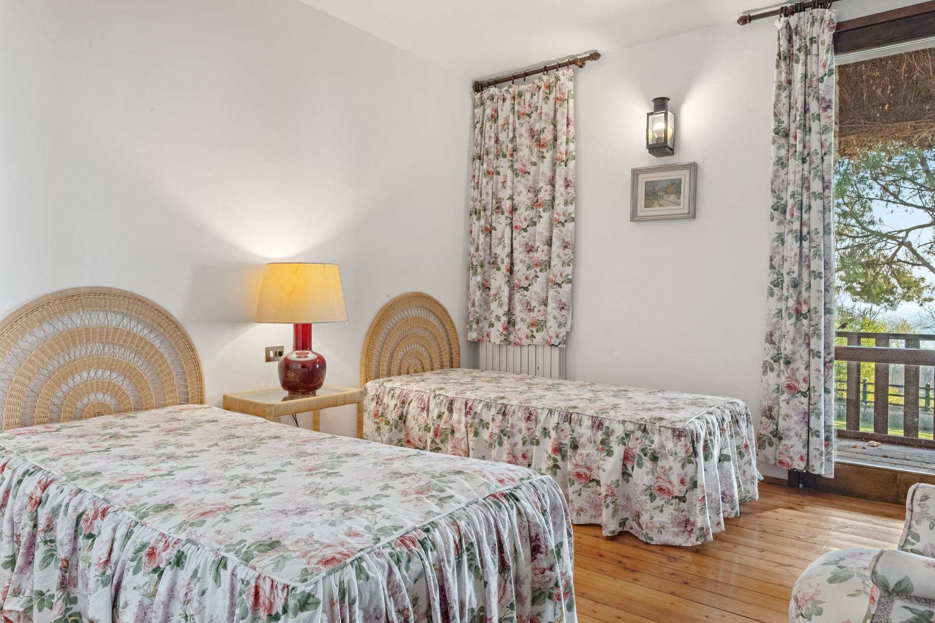 Eupilio, Como, 22030, IT, 6 Bedrooms Bedrooms, ,6 BathroomsBathrooms,Residential,For Sale,1708467
