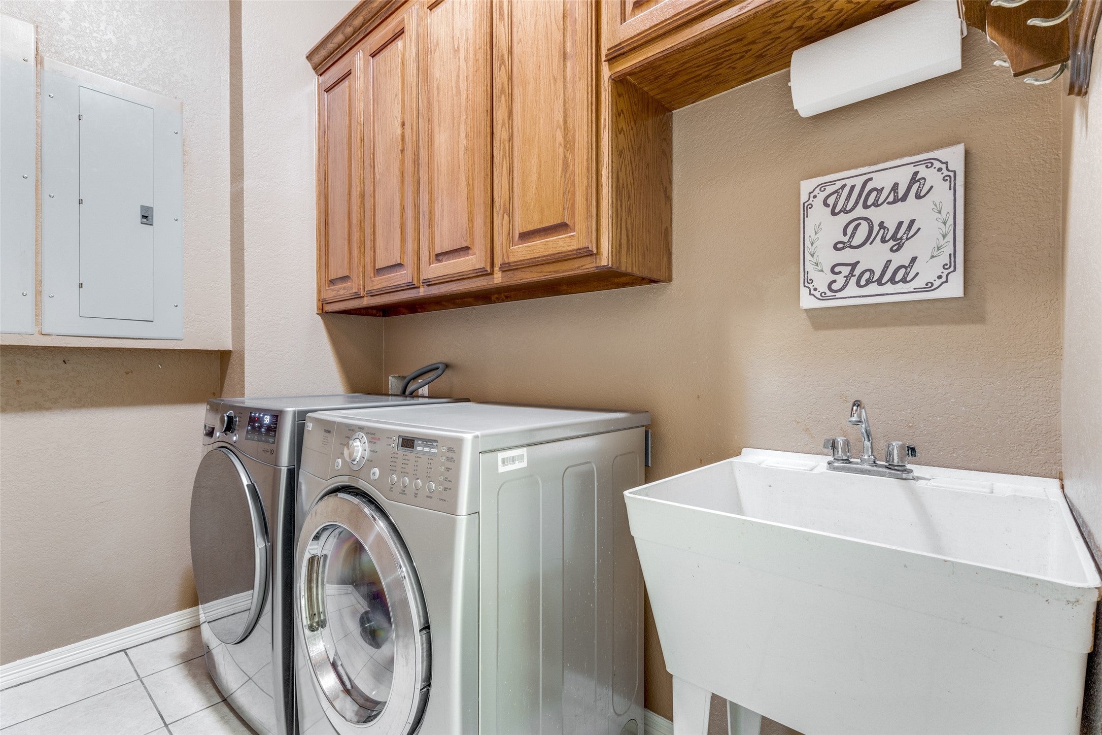 Haslet, Texas, 76052, United States, 4 Bedrooms Bedrooms, ,3 BathroomsBathrooms,Residential,For Sale,1975135