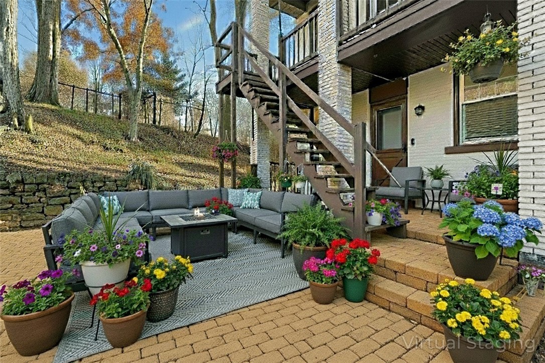 Marshall Shadeland, Pennsylvania, 15212, United States, 6 Bedrooms Bedrooms, ,2 BathroomsBathrooms,Residential,For Sale,1998082