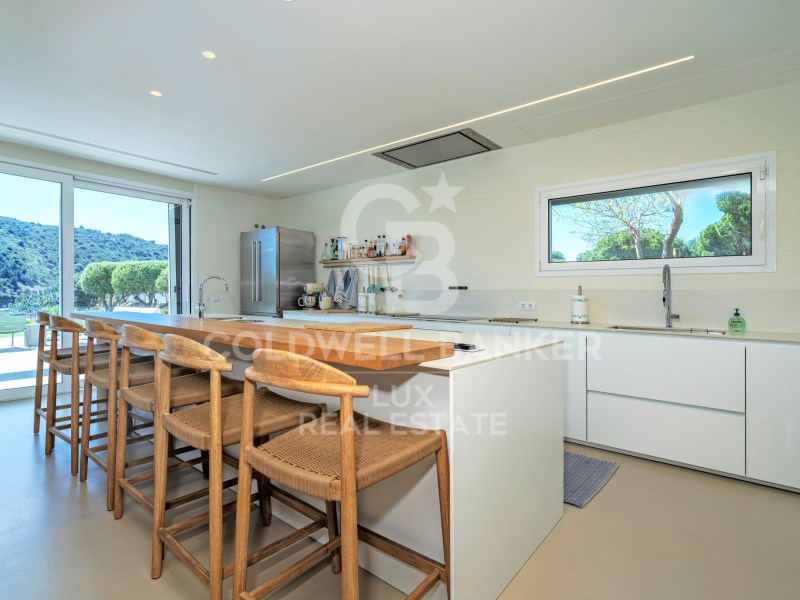 Girona, Colera, Colera Girona, Colera, Colera Giro, Colera, Catalonia, ES, 5 Bedrooms Bedrooms, ,4 BathroomsBathrooms,Residential,For Sale,Girona, Colera, Colera Girona, Colera, Colera Giro,1615744