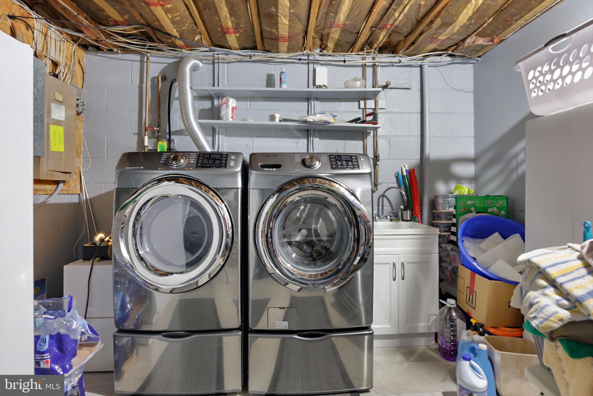 Clinton, Maryland, 20735, United States, 4 Bedrooms Bedrooms, ,3 BathroomsBathrooms,Residential,For Sale,2005934