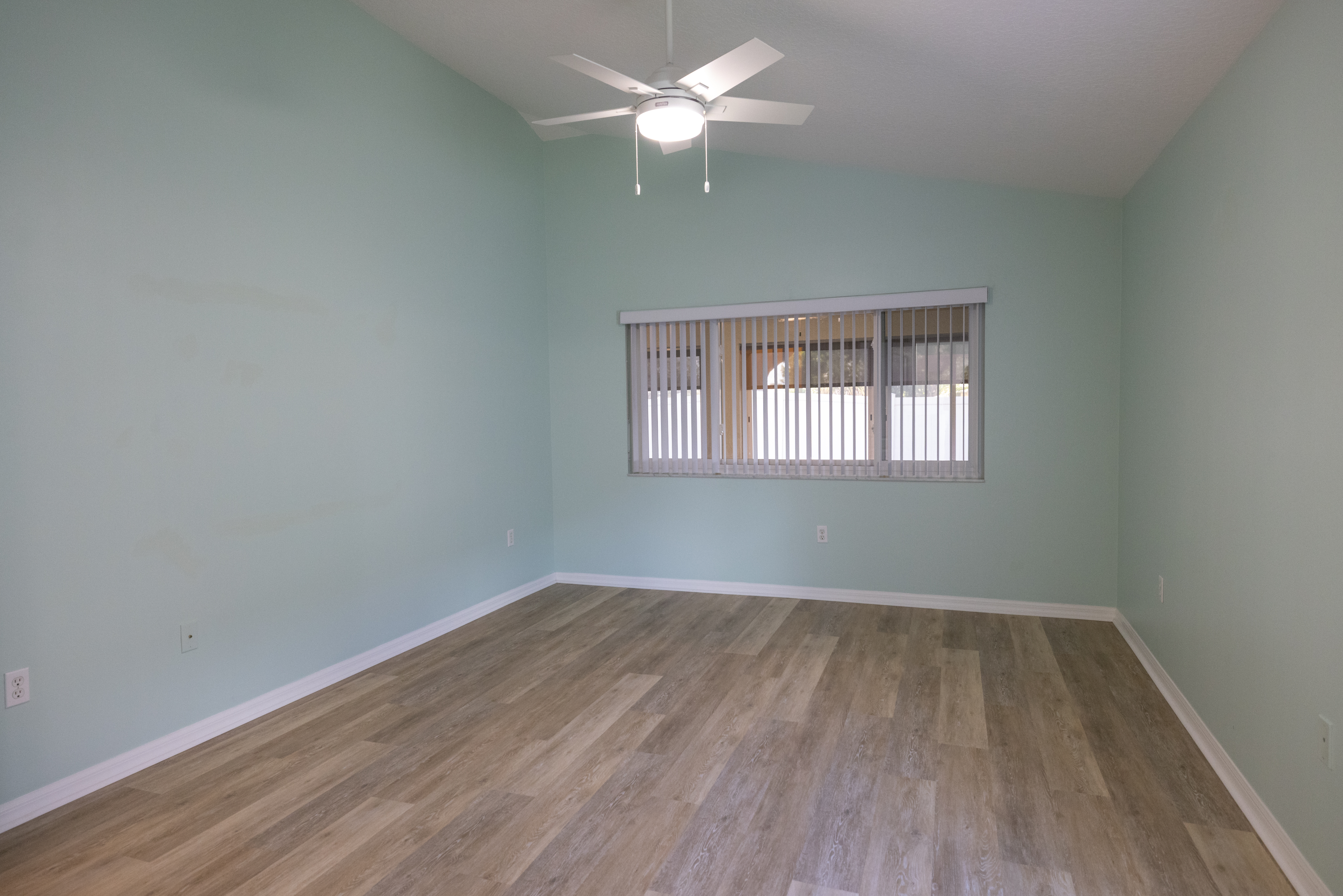  681 Indian Oaks Drive, Melbourne, FL, 32901 - 物件實景