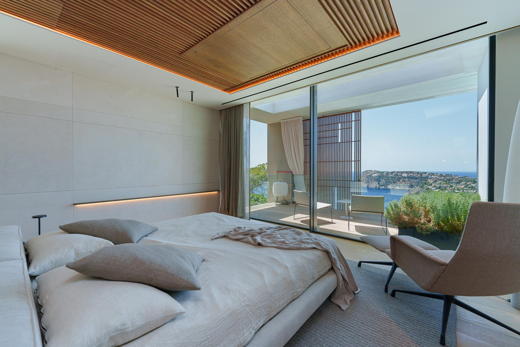  Newly built villa with sea views in Port d