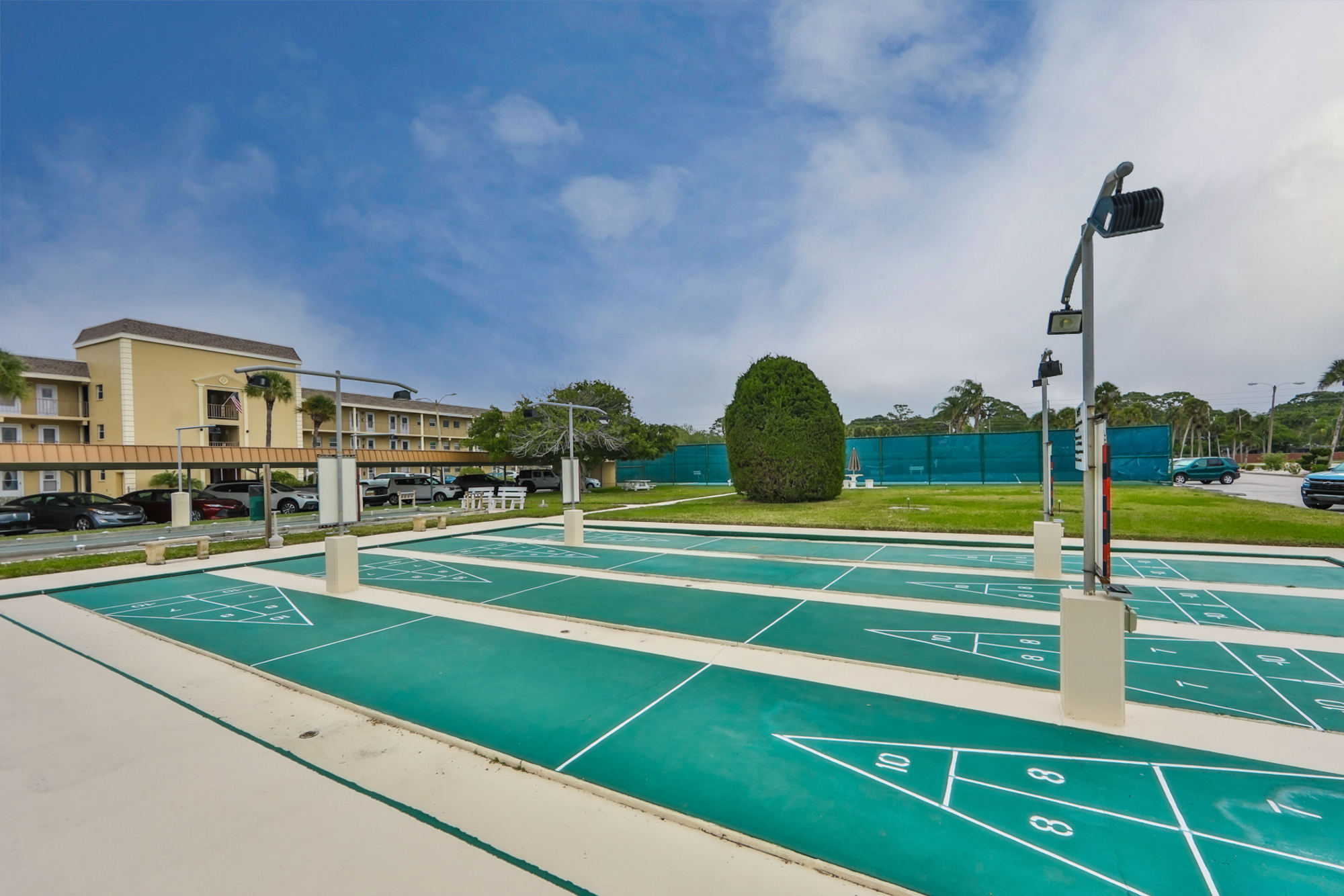 St Petersburg, Florida, 33708, United States, 2 Bedrooms Bedrooms, ,2 BathroomsBathrooms,Residential,For Sale,1977460