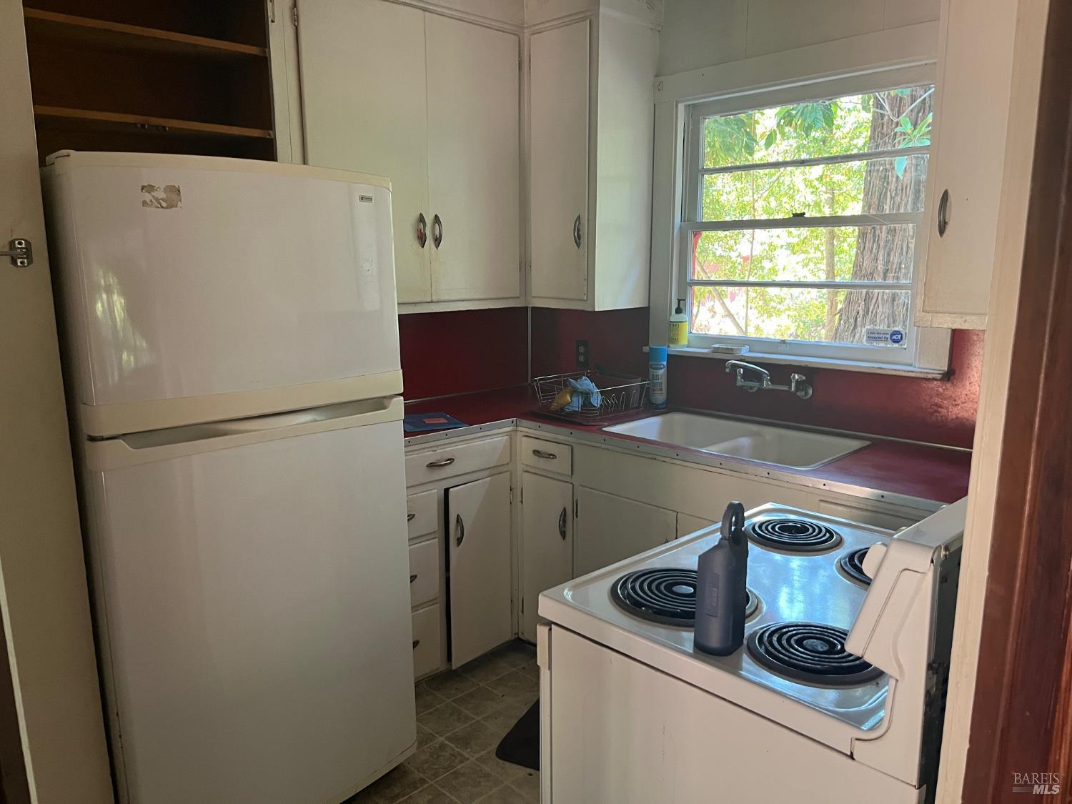 Guerneville, California, 95446, United States, 2 Bedrooms Bedrooms, ,2 BathroomsBathrooms,Residential,For Sale,1913685