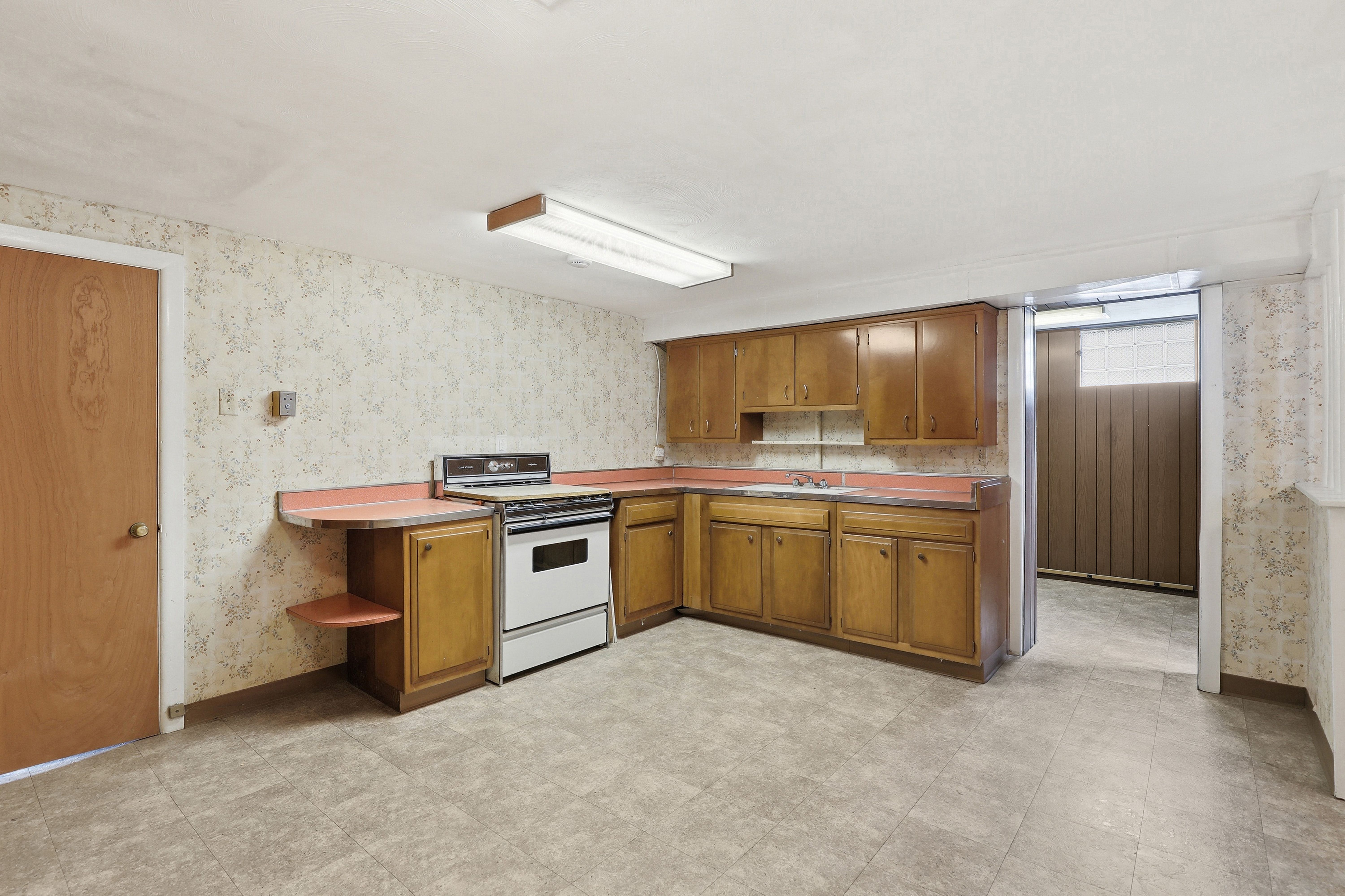  2219 Fawcett Avenue, White Oak, PA 15131 - 物件實景