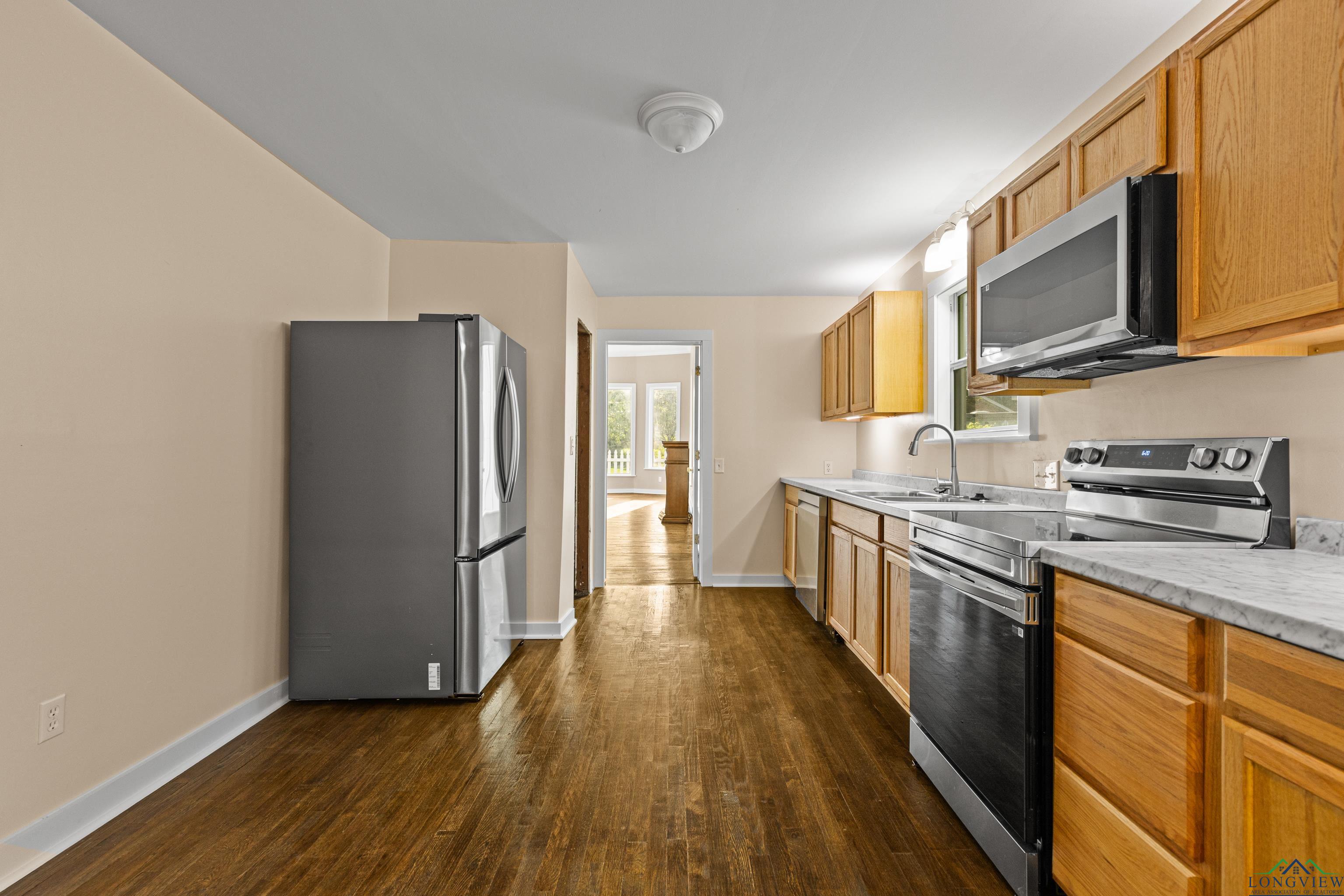 Jefferson, Texas, 75657, United States, 4 Bedrooms Bedrooms, ,5 BathroomsBathrooms,Residential,For Sale,1868474