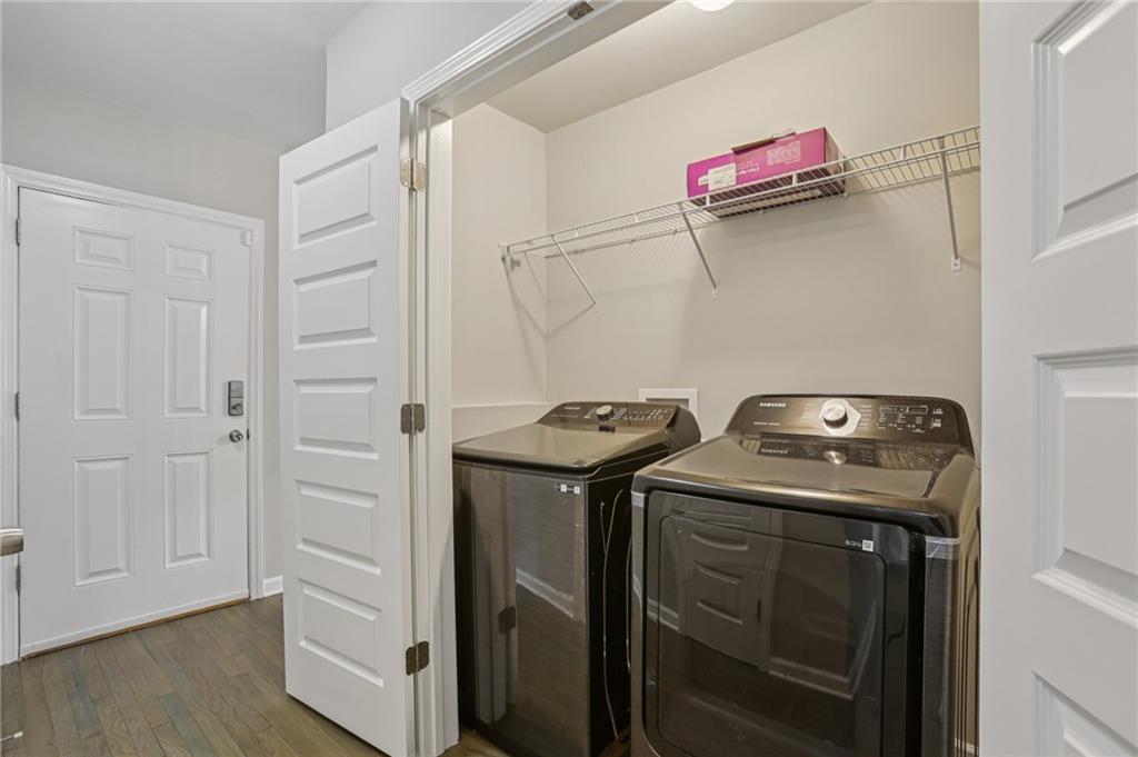 Decatur, Georgia, 30033, United States, 3 Bedrooms Bedrooms, ,2 BathroomsBathrooms,Residential,For Sale,1895989