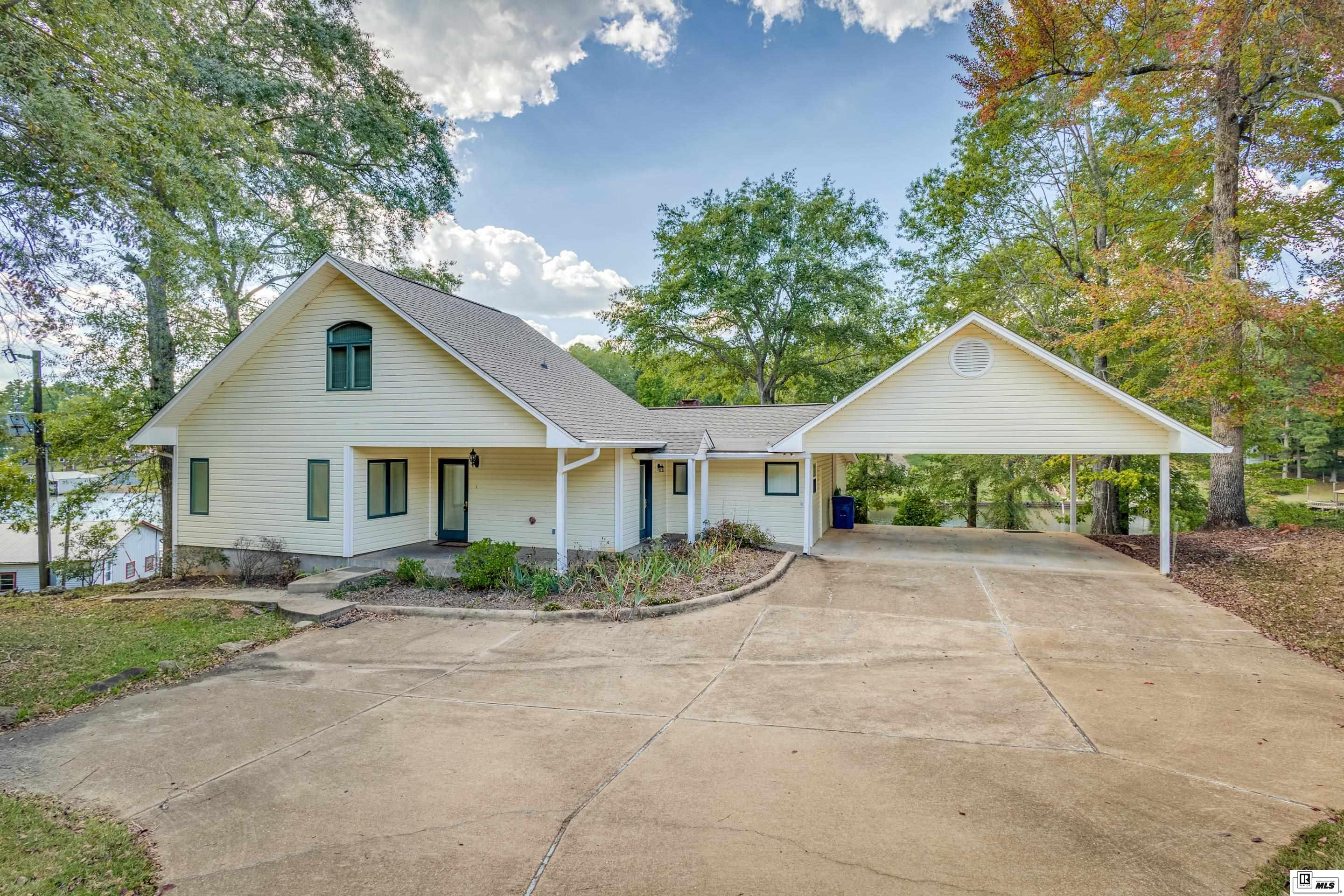 429 ROBINSON LANE, Homer, Louisiana, 71040, United States, 4 Bedrooms Bedrooms, ,2 BathroomsBathrooms,Residential,For Sale,429 ROBINSON LANE,1634667