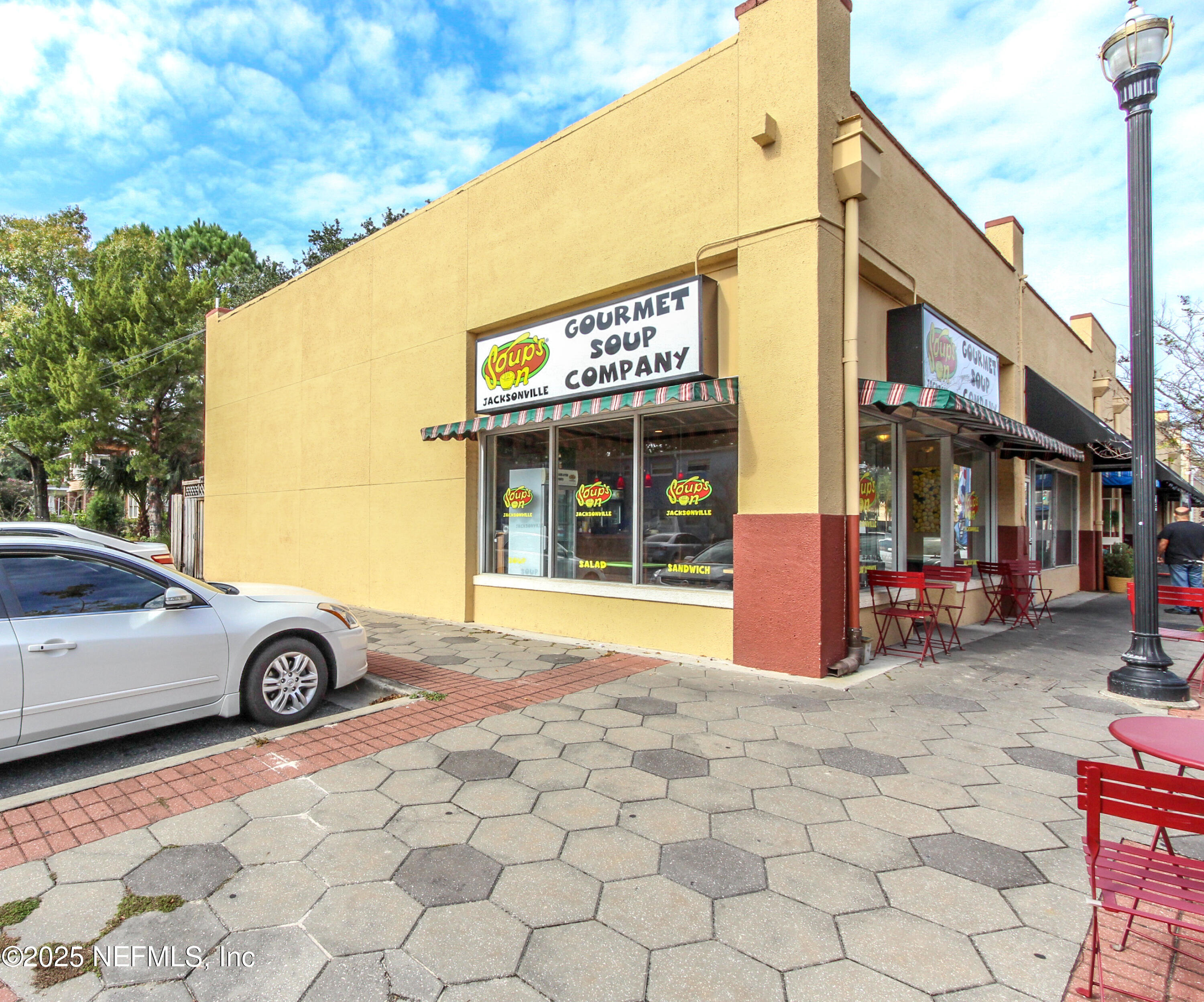 Jacksonville, Florida, 32204, United States, 4 Bedrooms Bedrooms, ,3 BathroomsBathrooms,Residential,For Sale,1989345