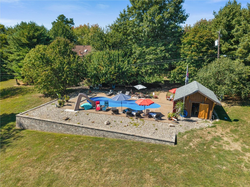 South Strabane, Pennsylvania, 15301, United States, 5 Bedrooms Bedrooms, ,5 BathroomsBathrooms,Residential,For Sale,2003088