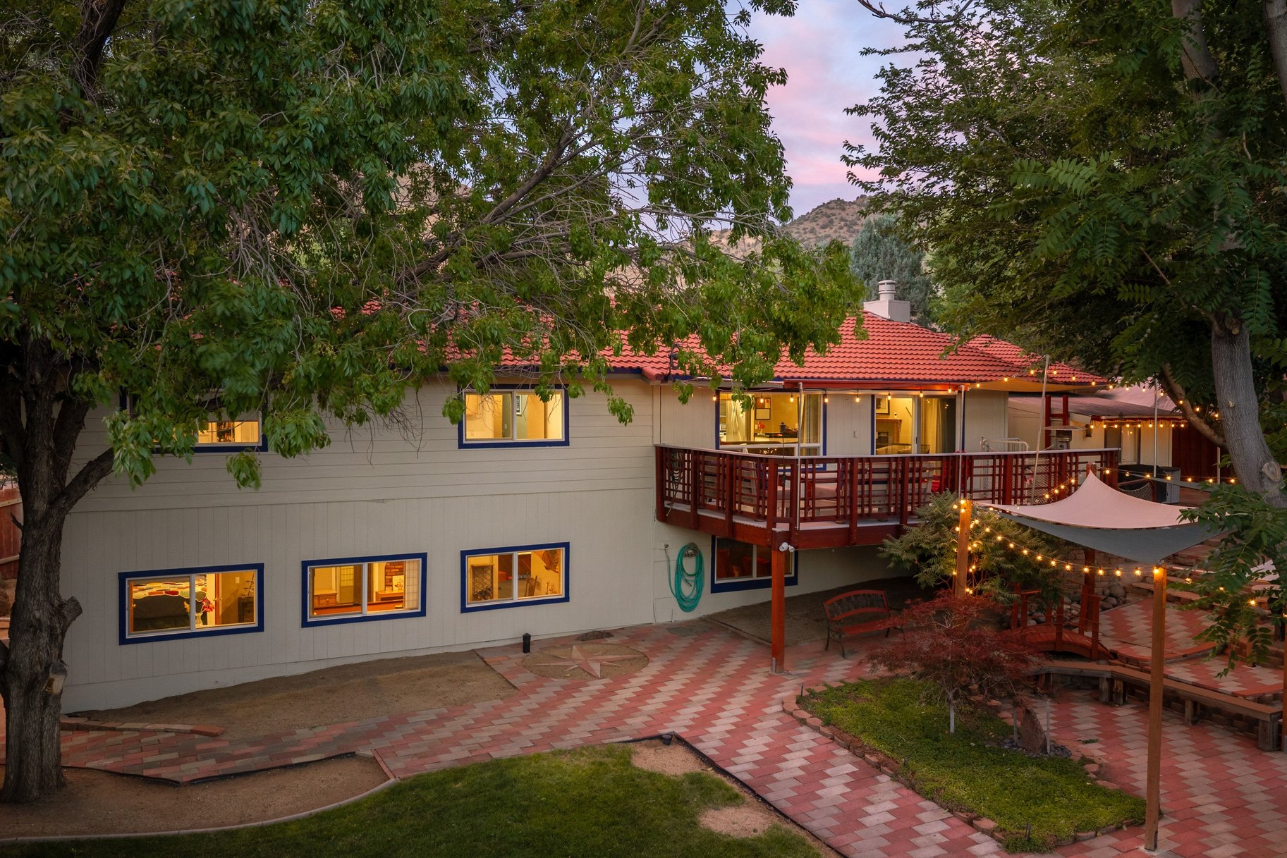  exceptional residence in a neighborhood where  homes seldom become available - 物件實景