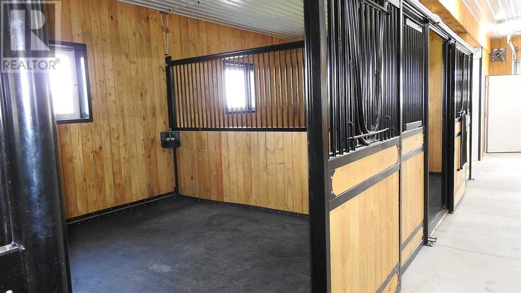 RURAL FOOTHILLS COUNTY, Alberta, T0K 1K0, CA, 6 Bedrooms Bedrooms, ,4 BathroomsBathrooms,Residential,For Sale,1947091