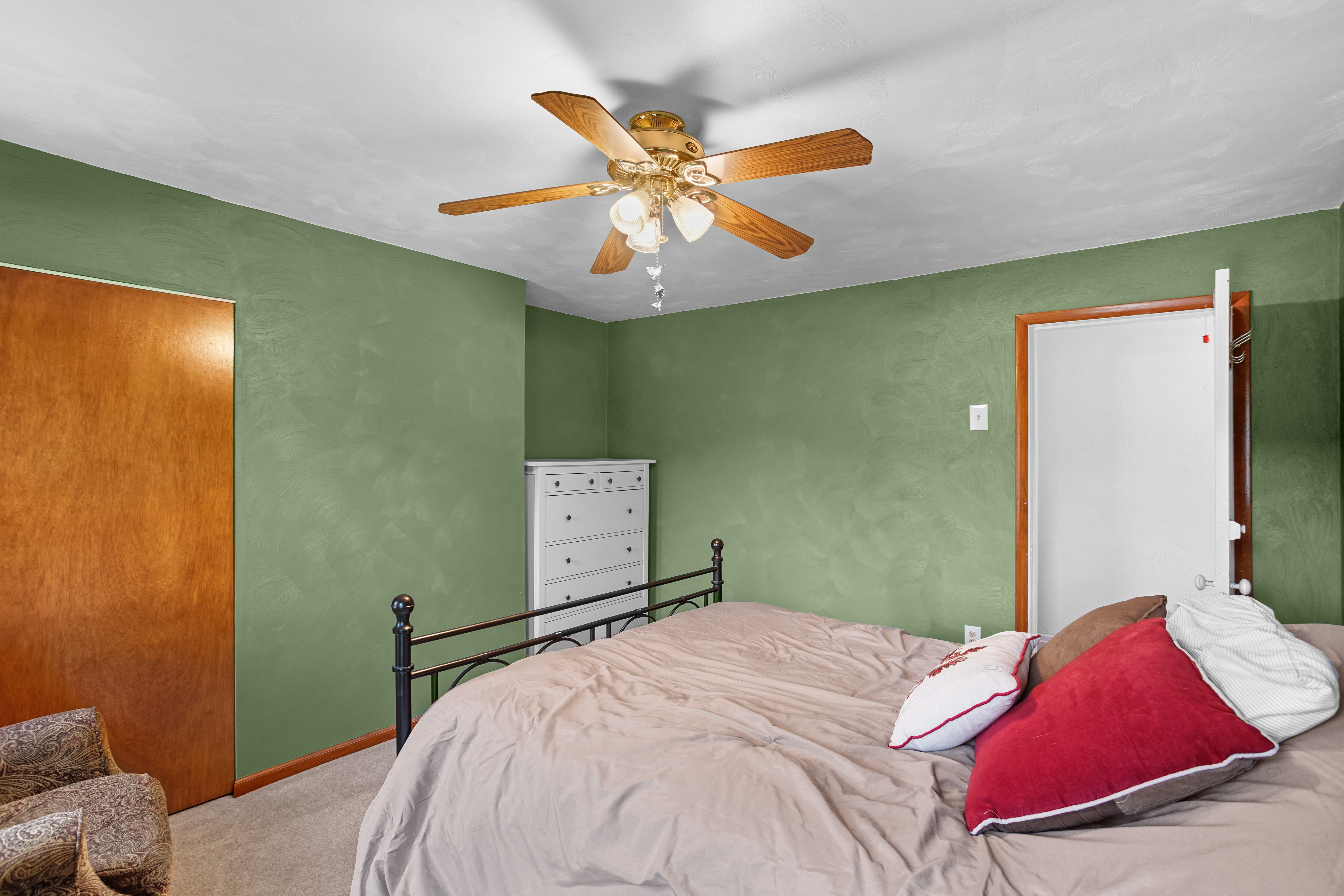  925 Walnut Street, Springdale, PA 15221 - 物件實景