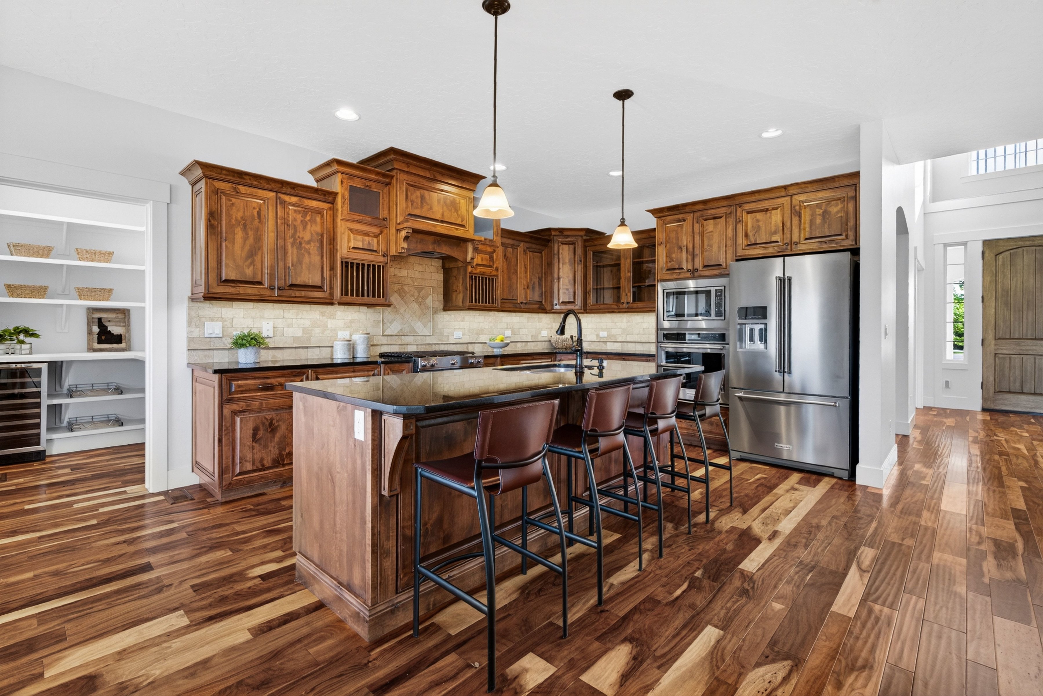  Refined Southeast Boise Living with Panoramic Vistas - 物件實景
