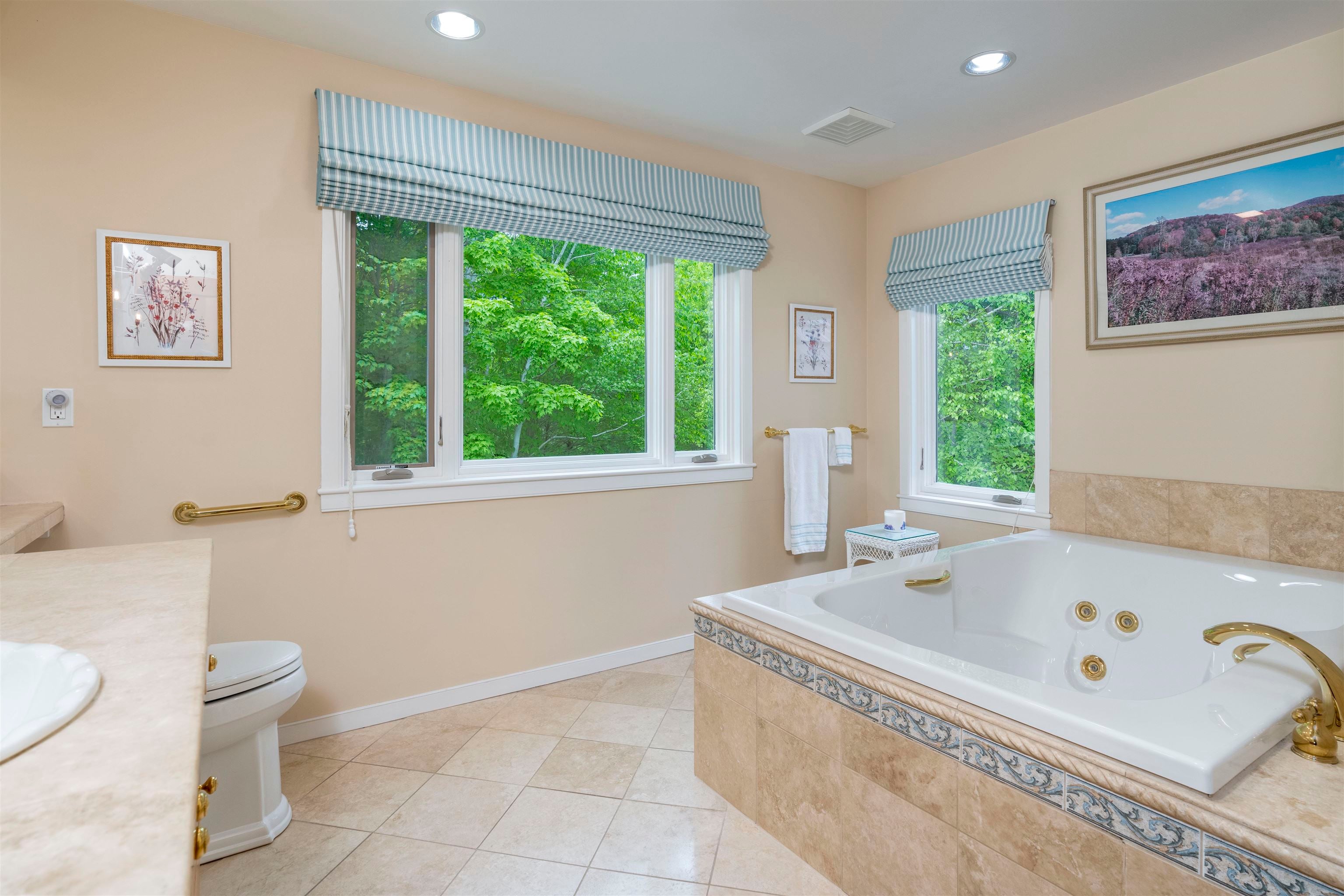 Stowe, Vermont, 05672, United States, 4 Bedrooms Bedrooms, ,2 BathroomsBathrooms,Residential,For Sale,1846681