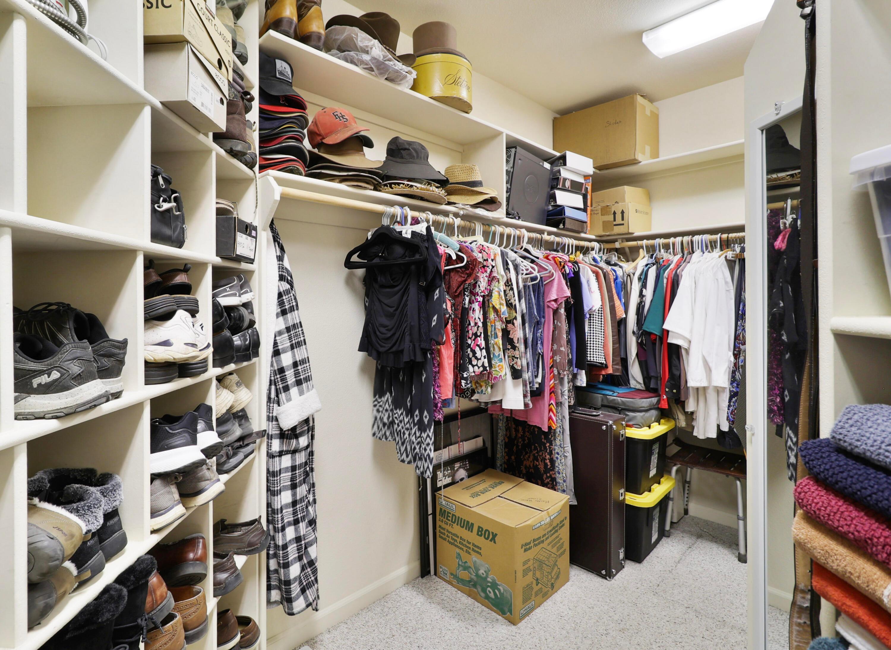 Redding, California, 96002, United States, 3 Bedrooms Bedrooms, ,3 BathroomsBathrooms,Residential,For Sale,1992839