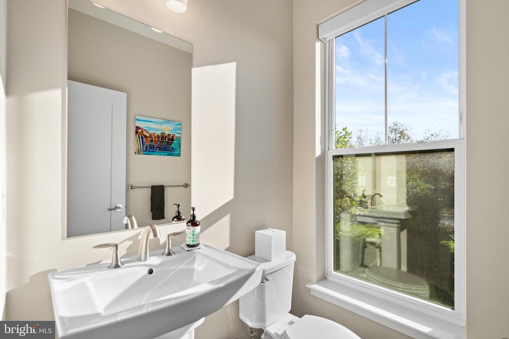 Brambleton, Virginia, 20148, United States, 3 Bedrooms Bedrooms, ,5 BathroomsBathrooms,Residential,For Sale,2005795