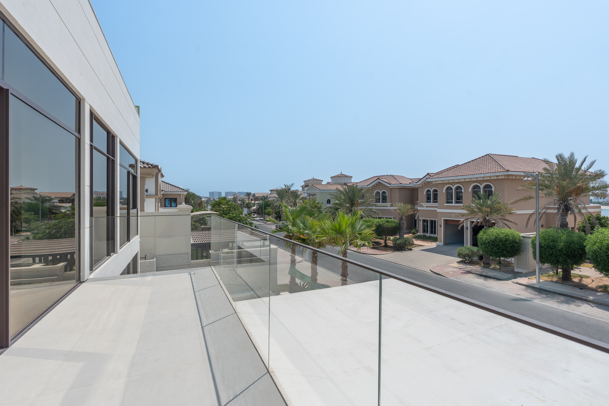  Renovated Palm Jumeirah Villa With Private Beach - 物件實景