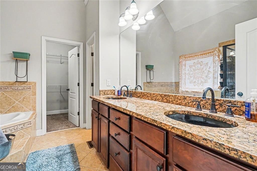 Loganville, Georgia, 30052, United States, 5 Bedrooms Bedrooms, ,5 BathroomsBathrooms,Residential,For Sale,2041121