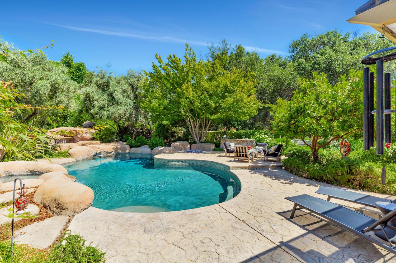 Gold River, California, 95670, United States, 4 Bedrooms Bedrooms, ,5 BathroomsBathrooms,Residential,For Sale,1987751