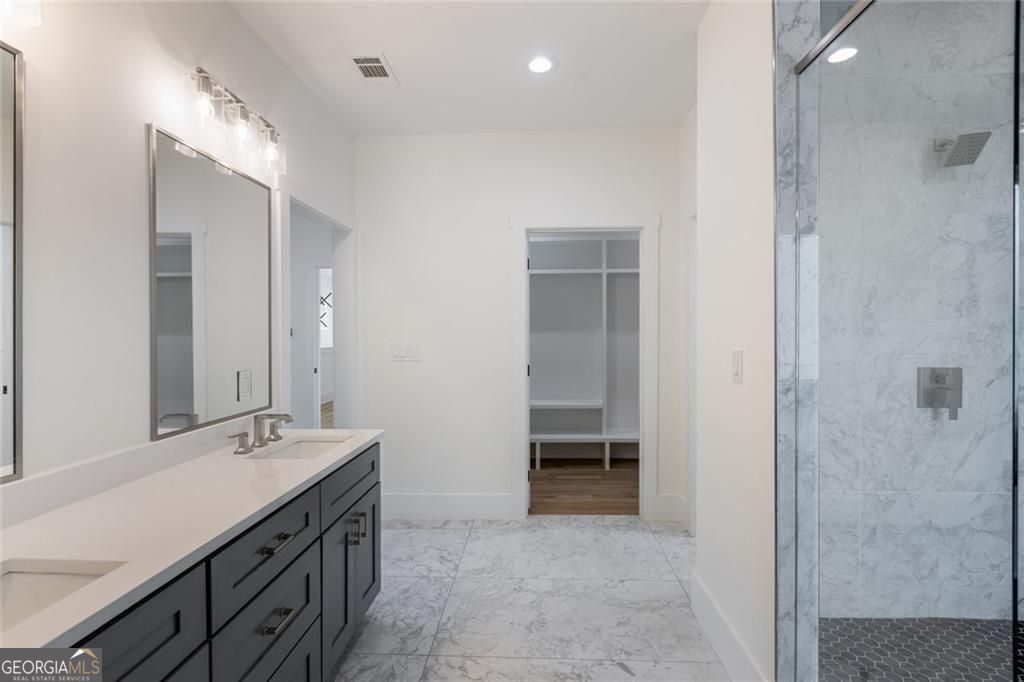 Avondale Estates, Georgia, 30002, United States, 5 Bedrooms Bedrooms, ,5 BathroomsBathrooms,Residential,For Sale,1904191