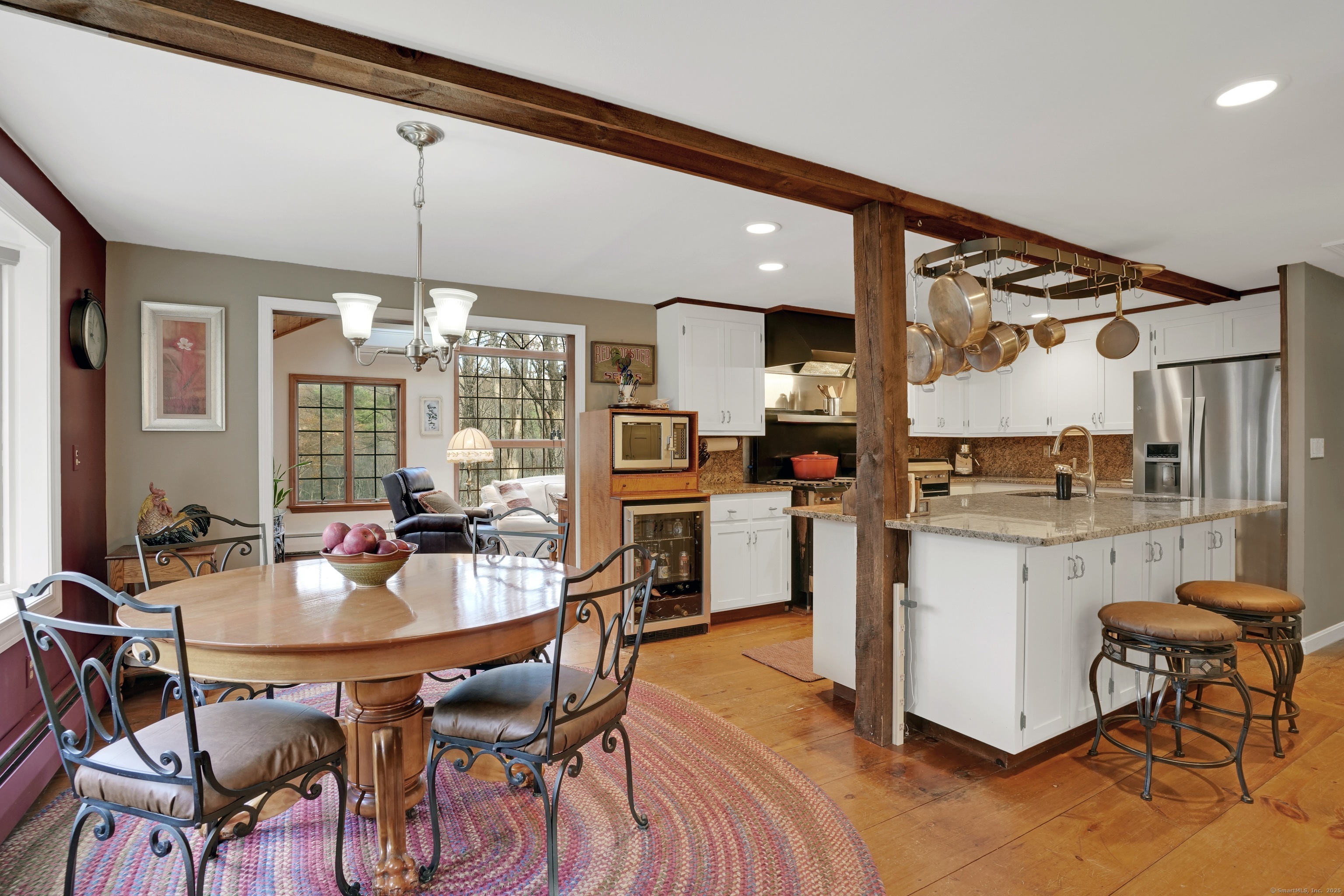 Canton, Connecticut, 06019, United States, 4 Bedrooms Bedrooms, ,3 BathroomsBathrooms,Residential,For Sale,1987943