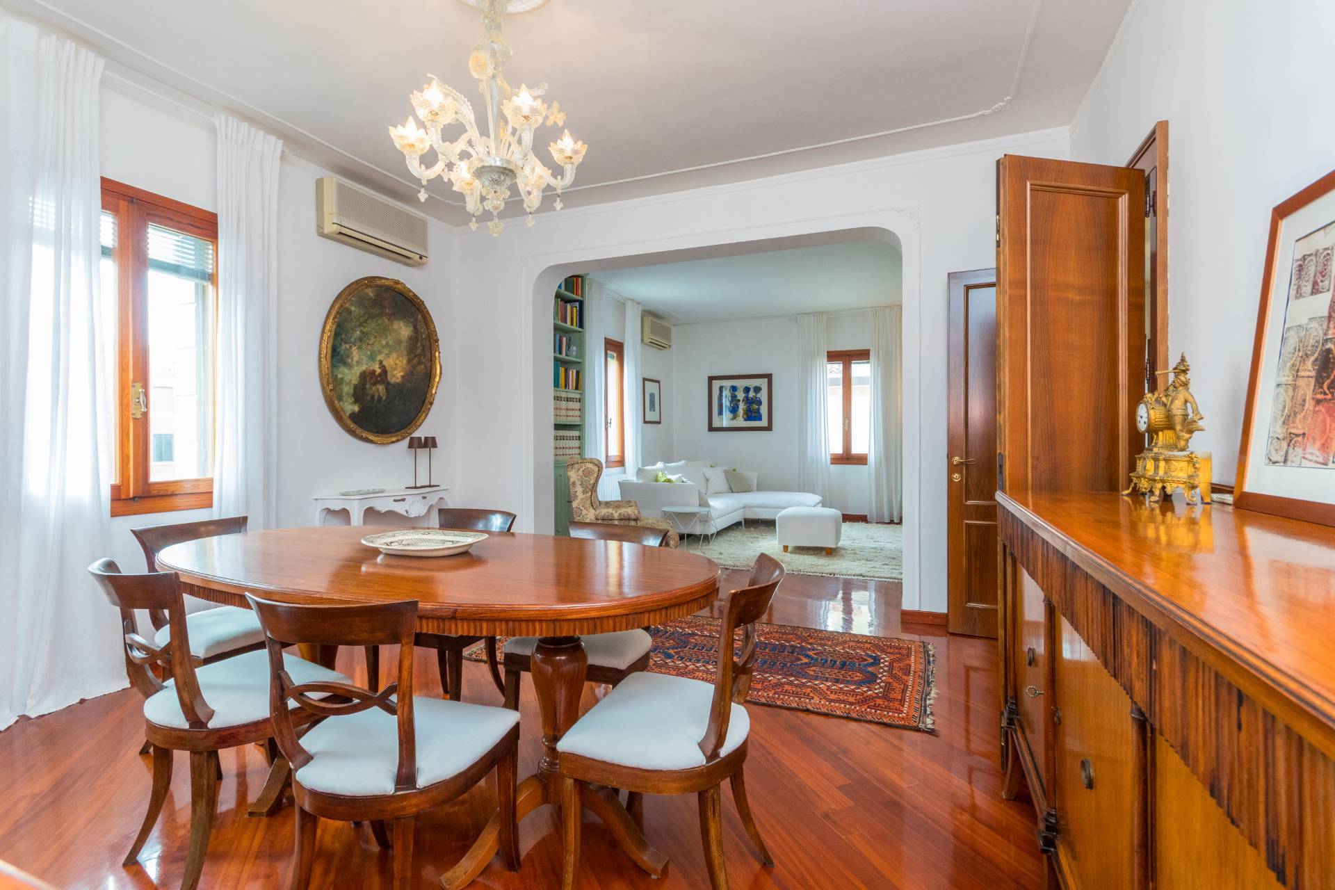 Venezia, Venezia, 30100, IT, 4 Bedrooms Bedrooms, ,2 BathroomsBathrooms,Residential,For Sale,1786336