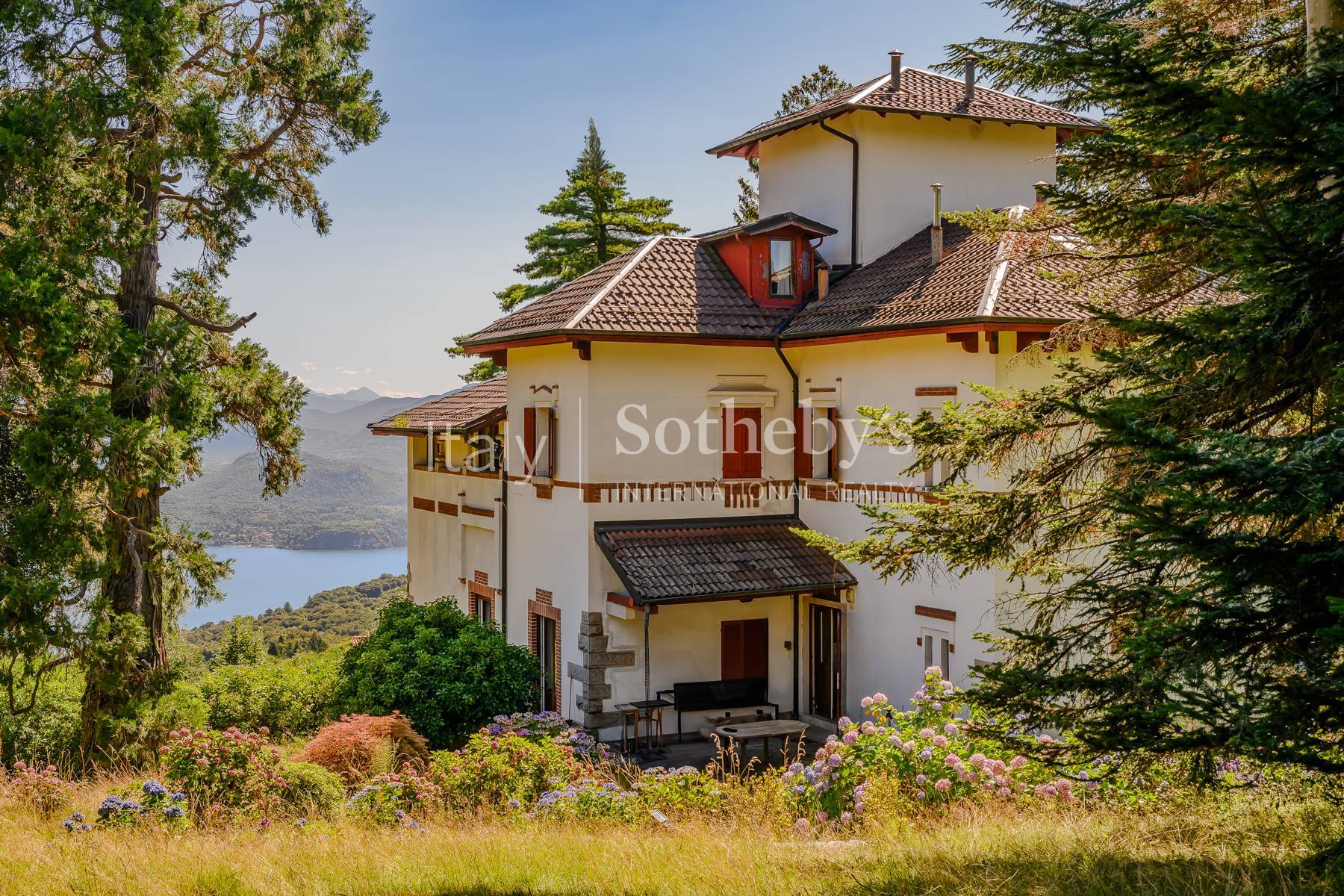  Historic villa with guest house on Lake Maggiore - 物件實景