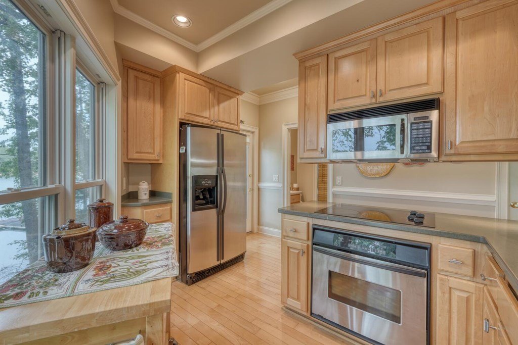 Young Harris, Georgia, 30582, United States, 3 Bedrooms Bedrooms, ,4 BathroomsBathrooms,Residential,For Sale,1975492