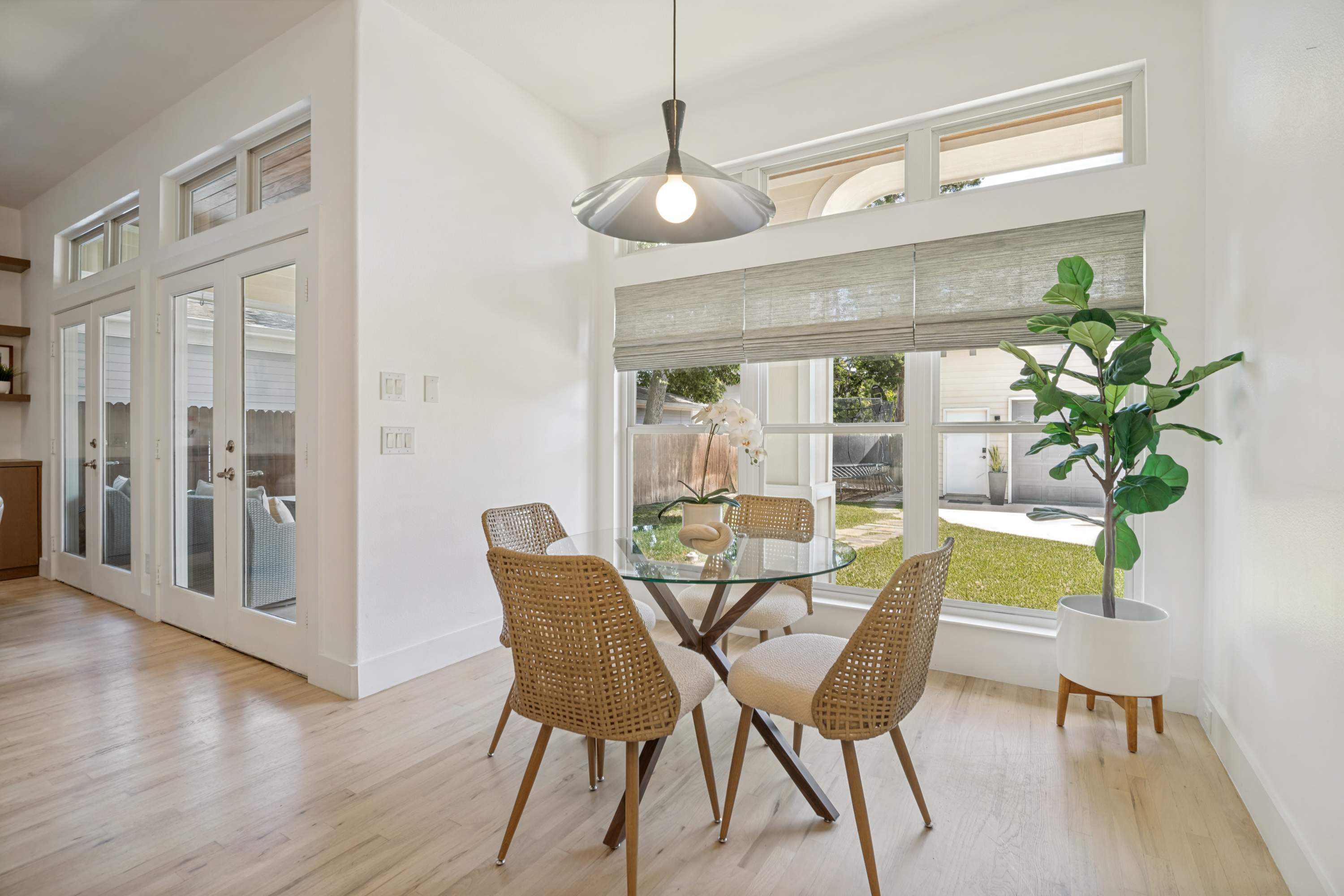  Modern Craftsman in One of Dallas
